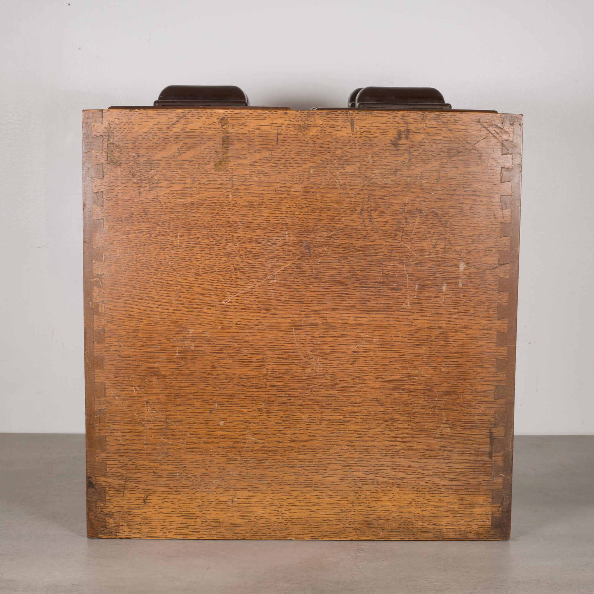 Midcentury Globe Wernicke Card Catalog, circa 1930s In Good Condition In San Francisco, CA