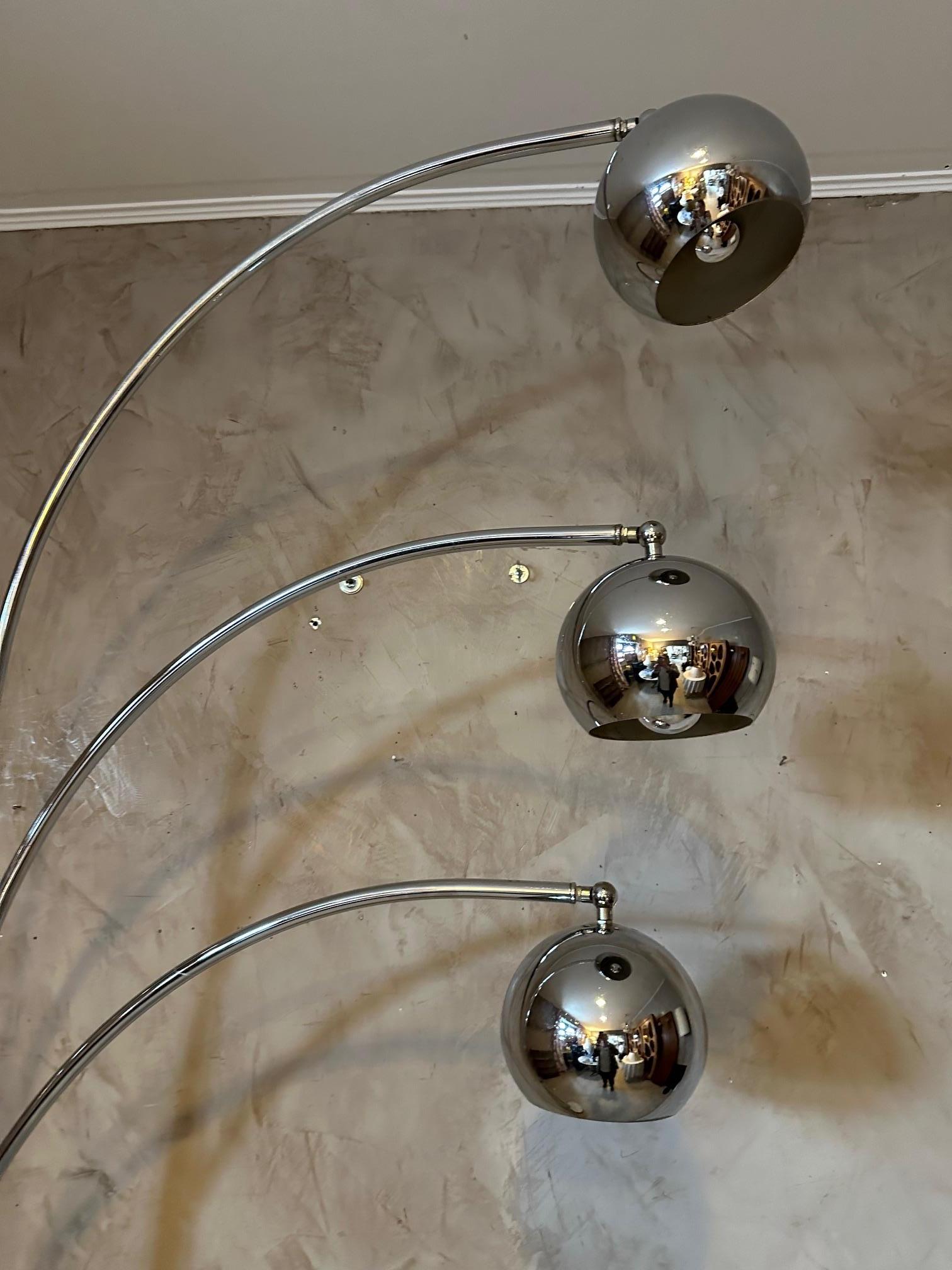 Mid-century Goffredo Reggiani Chromed Metal and Marble Floor Lamp, 1960s For Sale 2