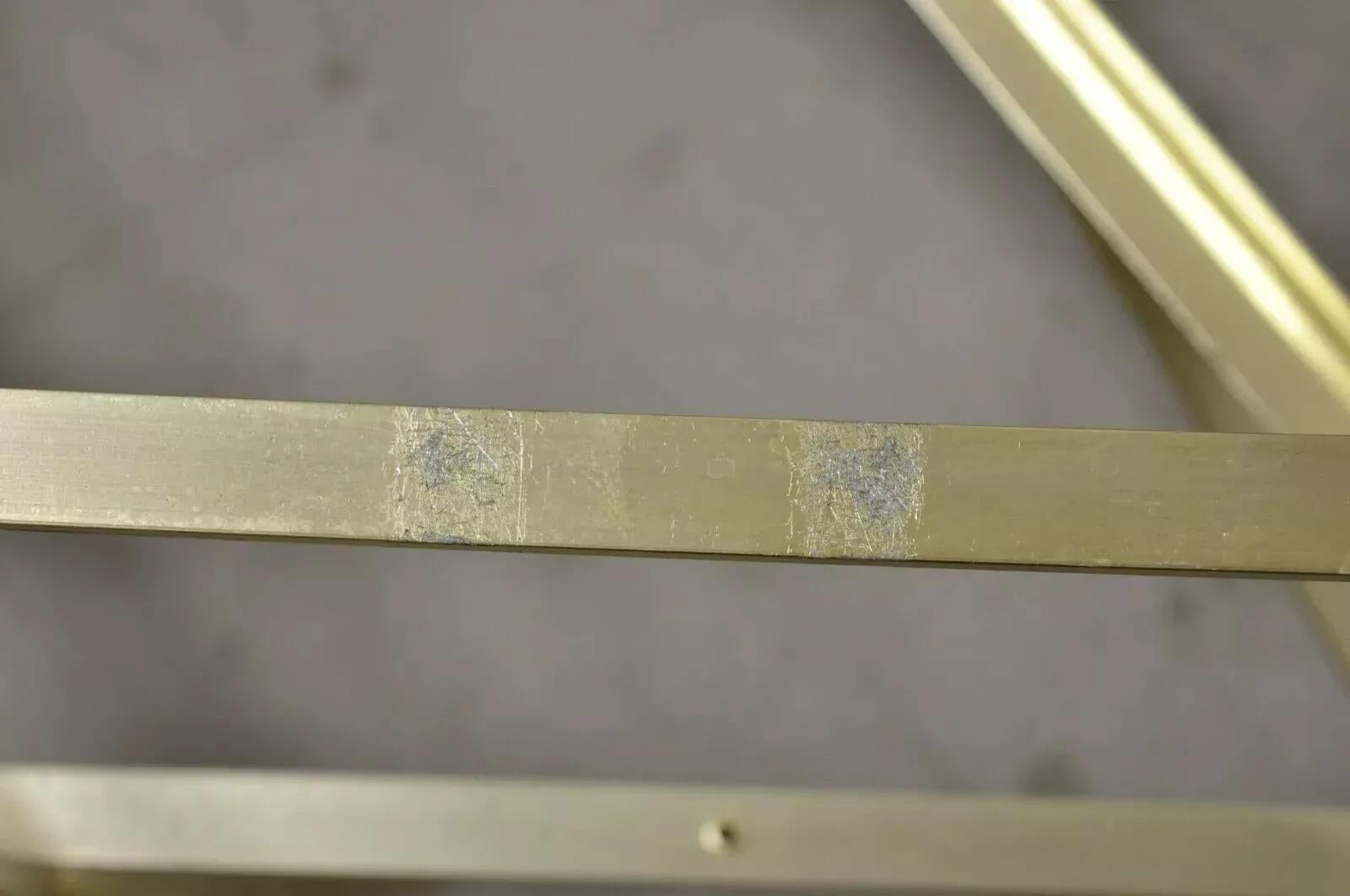 Carrello da bar Foldes in metallo dorato di metà secolo, server con 3 vassoi in vendita 1