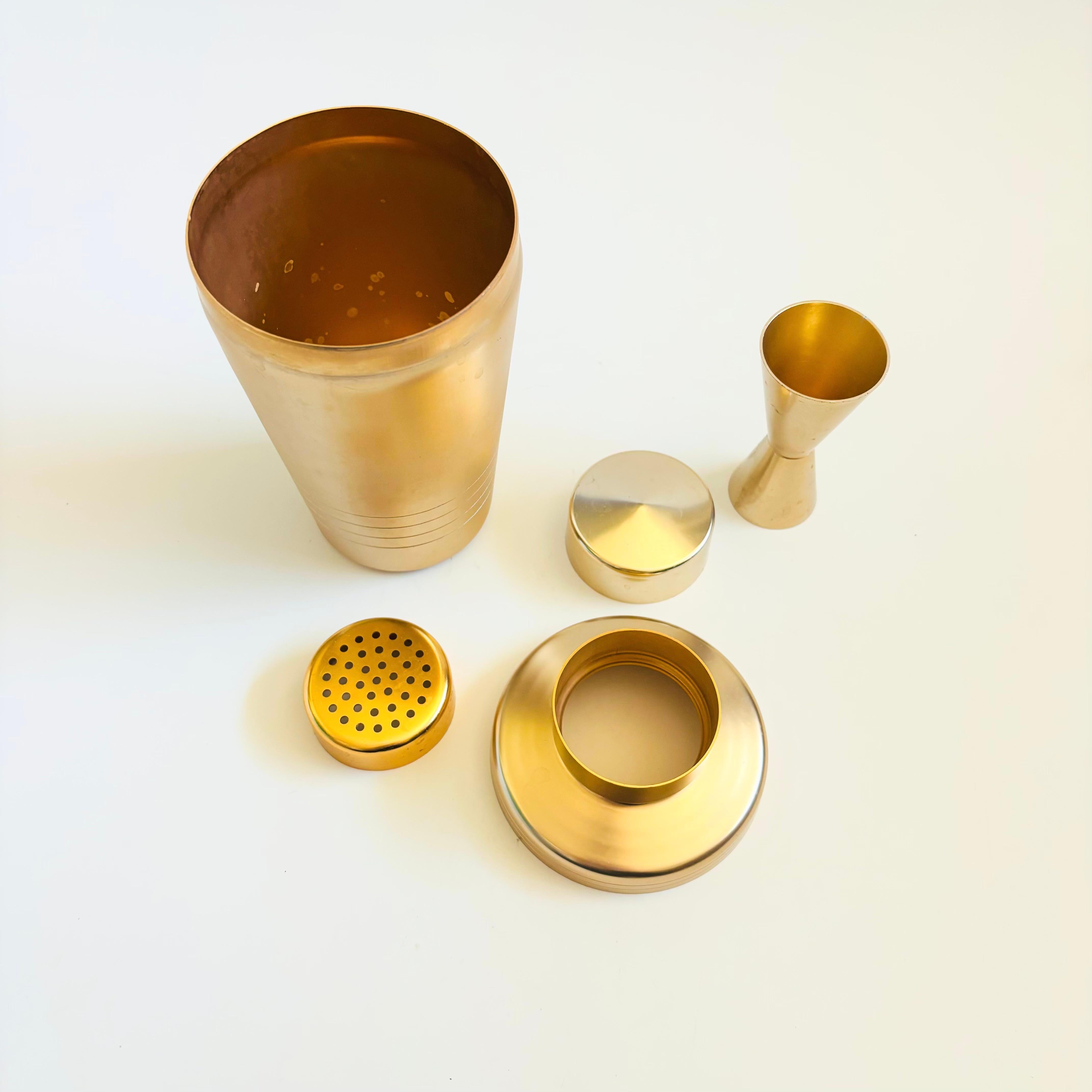 Mid Century Gold Cocktail Shaker and Jigger by Mirro For Sale 2