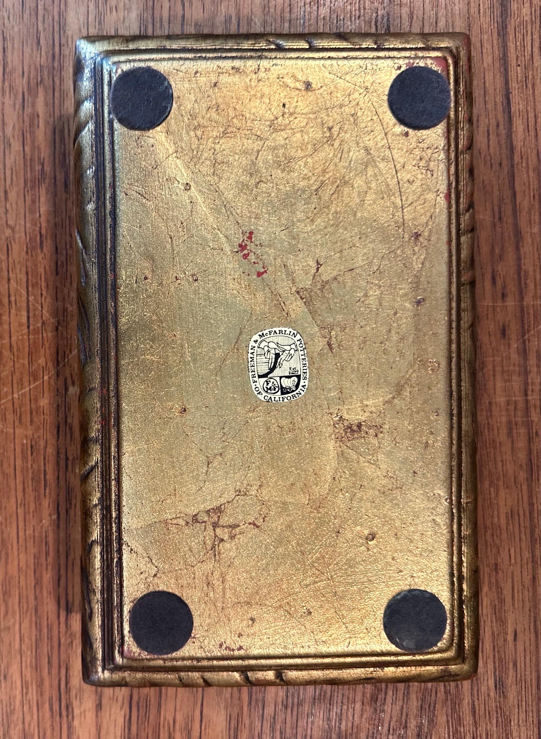 Boîte à bibelots à couvercle en céramique dorée du milieu du siècle par McFarlin Freeman Pottery en vente 7