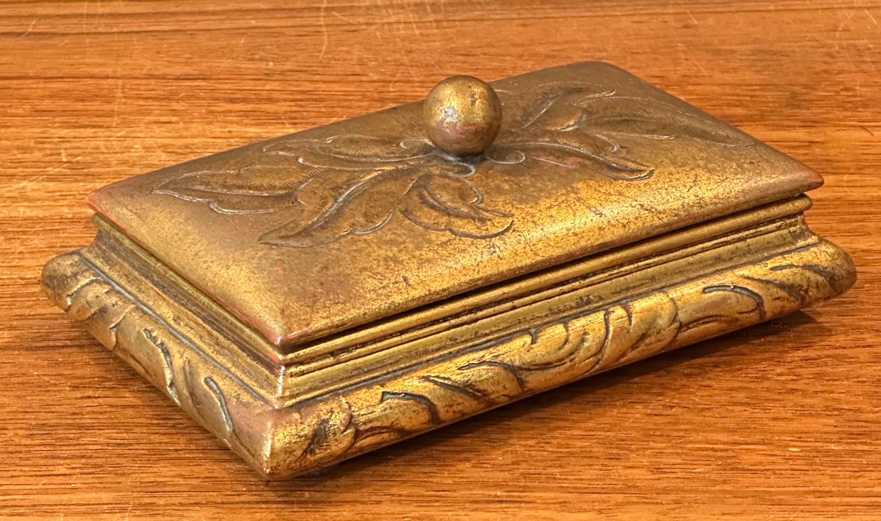 Boîte à bibelots à couvercle en céramique dorée du milieu du siècle par McFarlin Freeman Pottery en vente 2