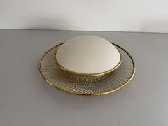 Goldfarbene Metalldraht- und Kunststoff-Deckenleuchte von Erco, 1950er Jahre, Deutschland