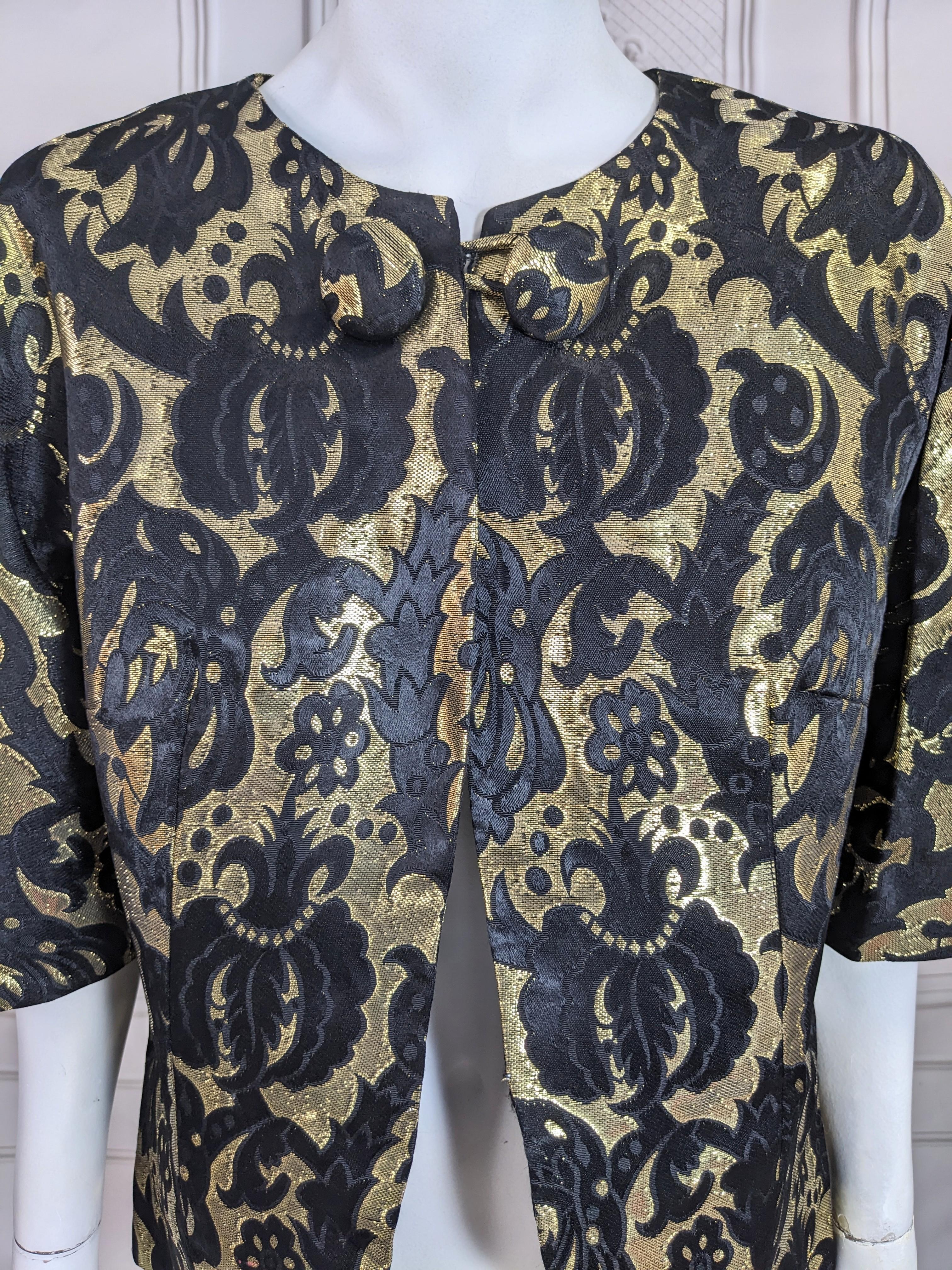 Mid Century Gold Metallic Brocade Jacket In Good Condition For Sale In New York, NY