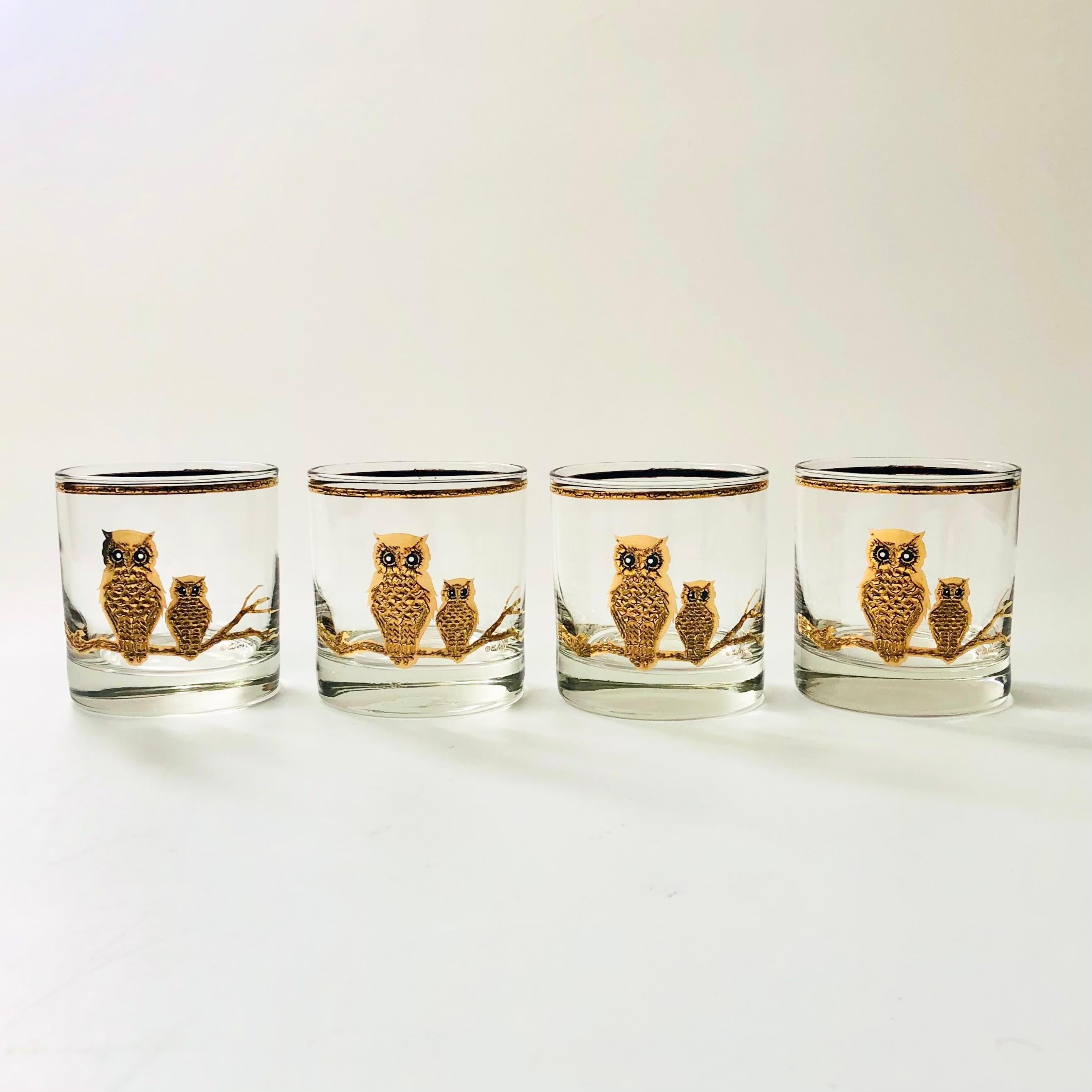 A gorgeous set of 4 mid century lowball tumblers decorated with gold owls. Made by Culver. 
2 sets of 4 are available.

