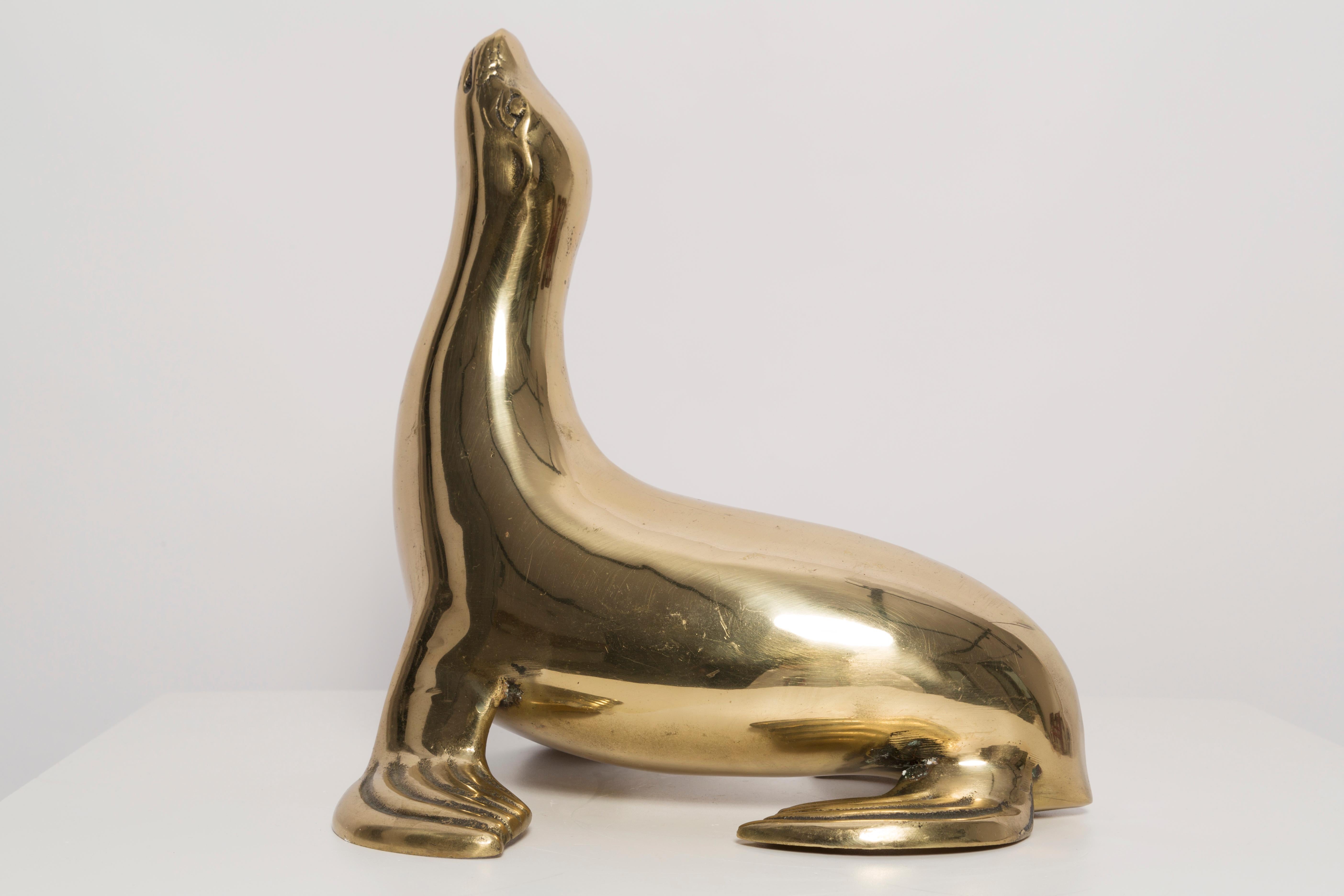 Mid Century Gold Seal Sculpture, Europe, 1960s In Good Condition In 05-080 Hornowek, PL