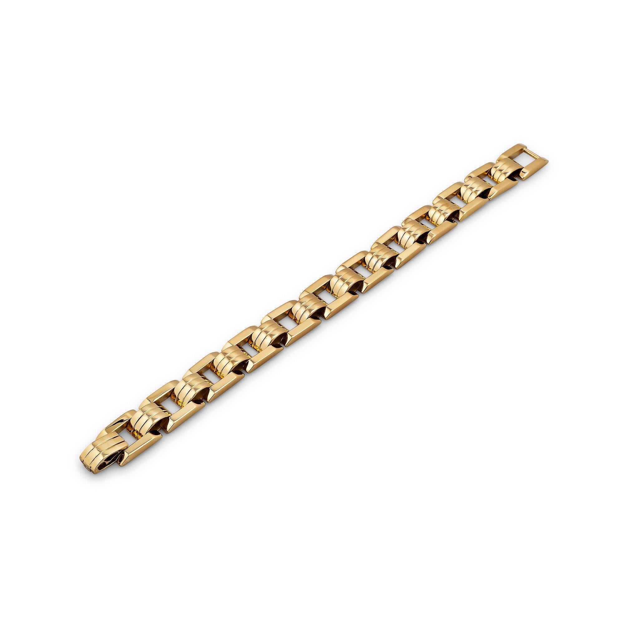 Midcentury Gold Small Link Track Bracelet In Excellent Condition In Greenwich, CT