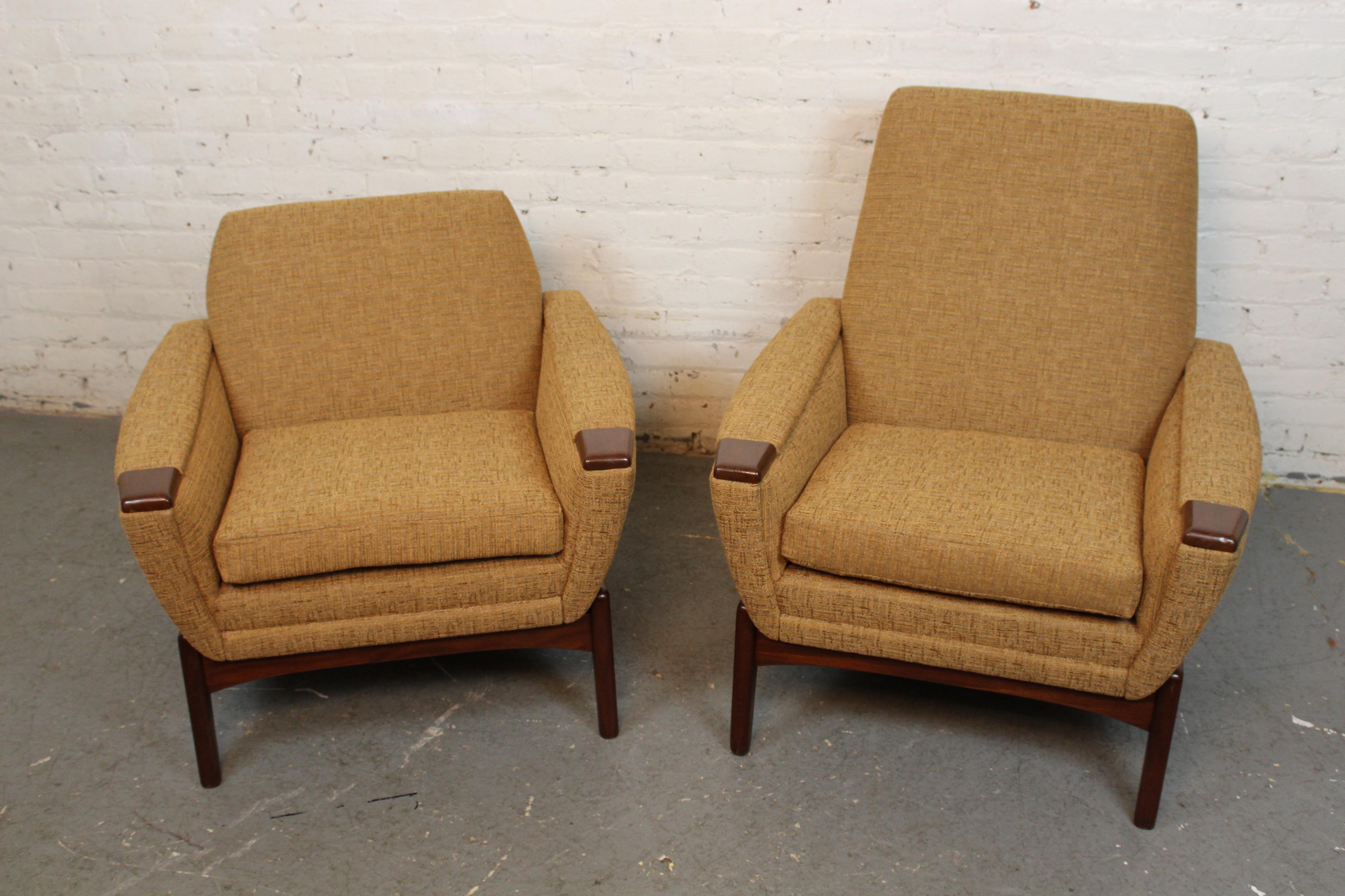 Mid-Century Gold Tweed 