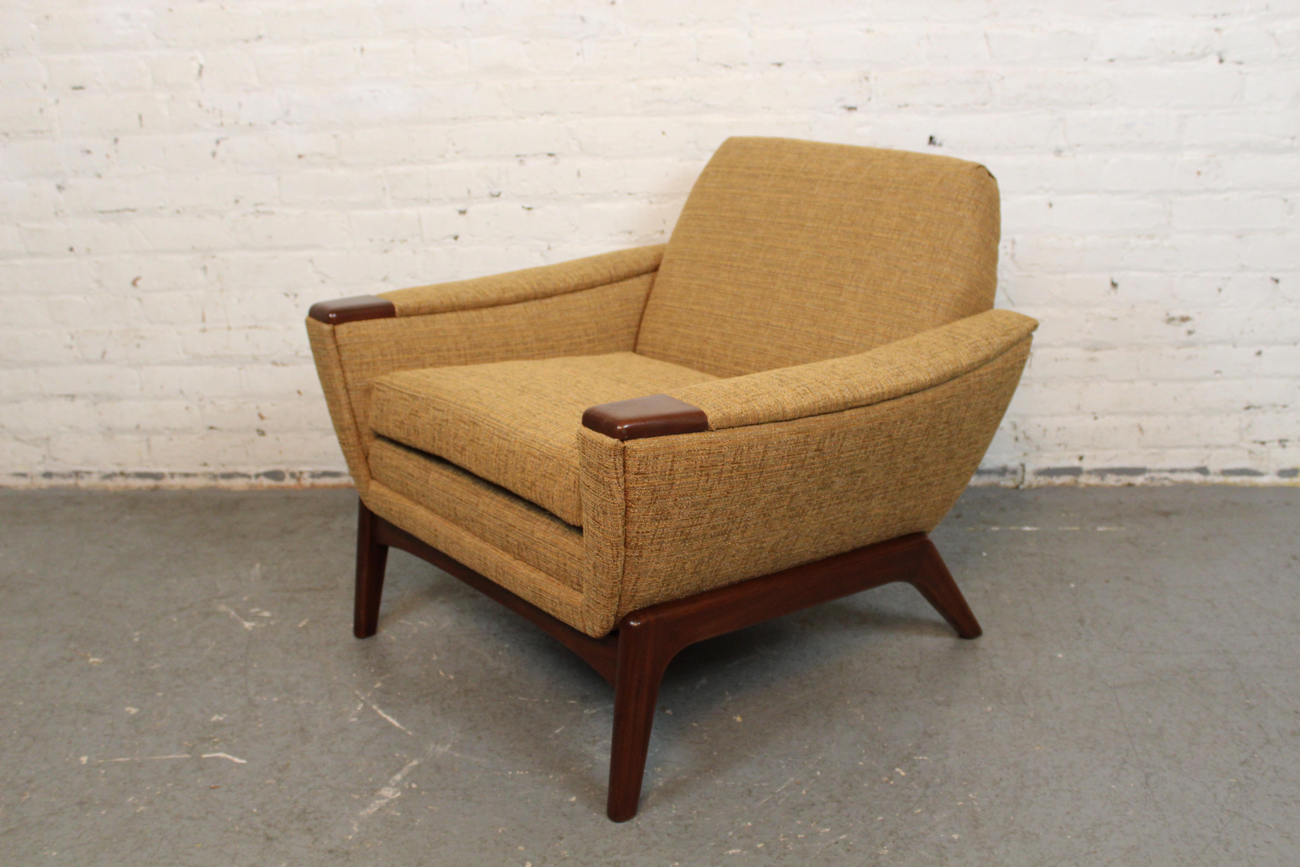 American Mid-Century Gold Tweed 