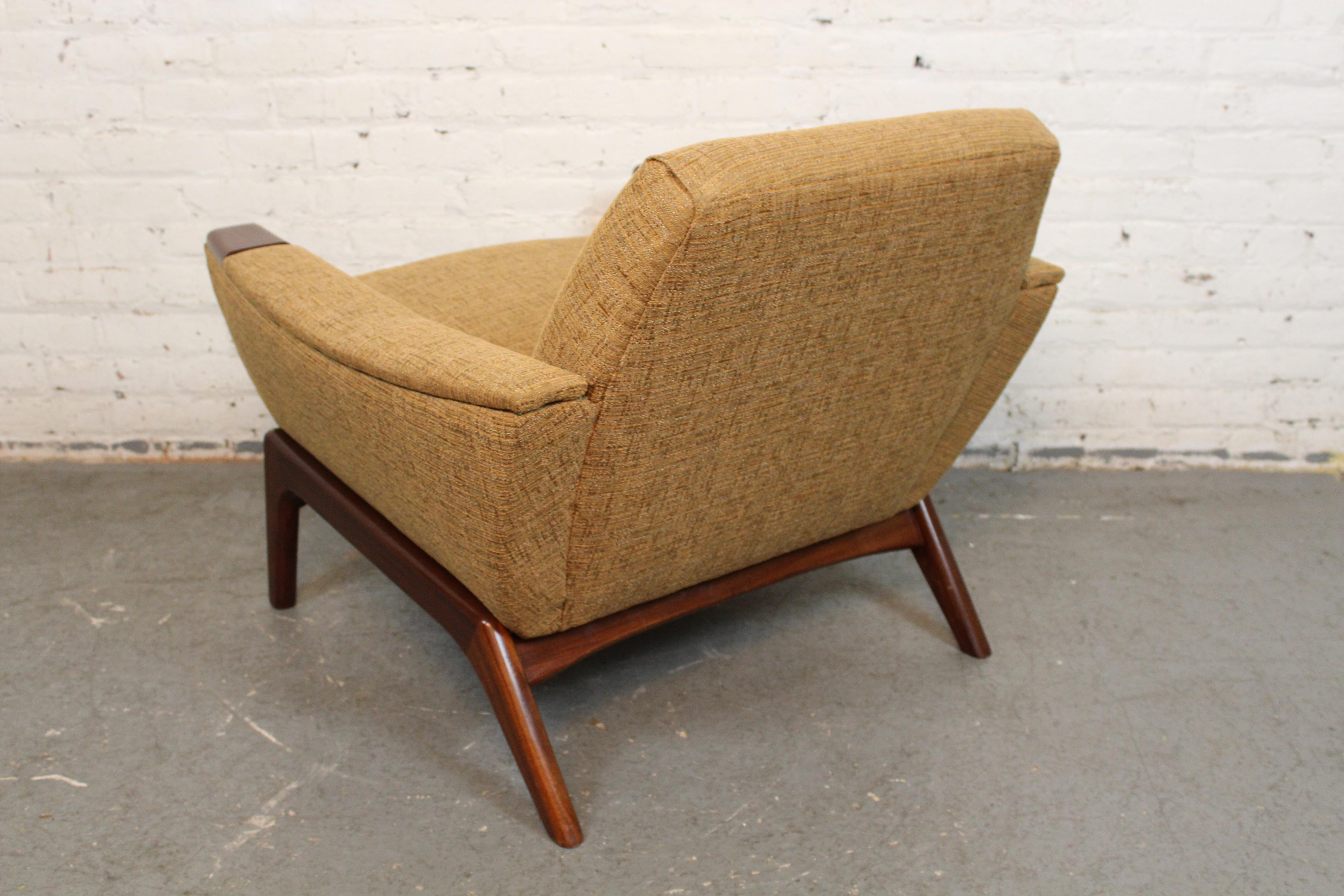 Mid-Century Gold Tweed 