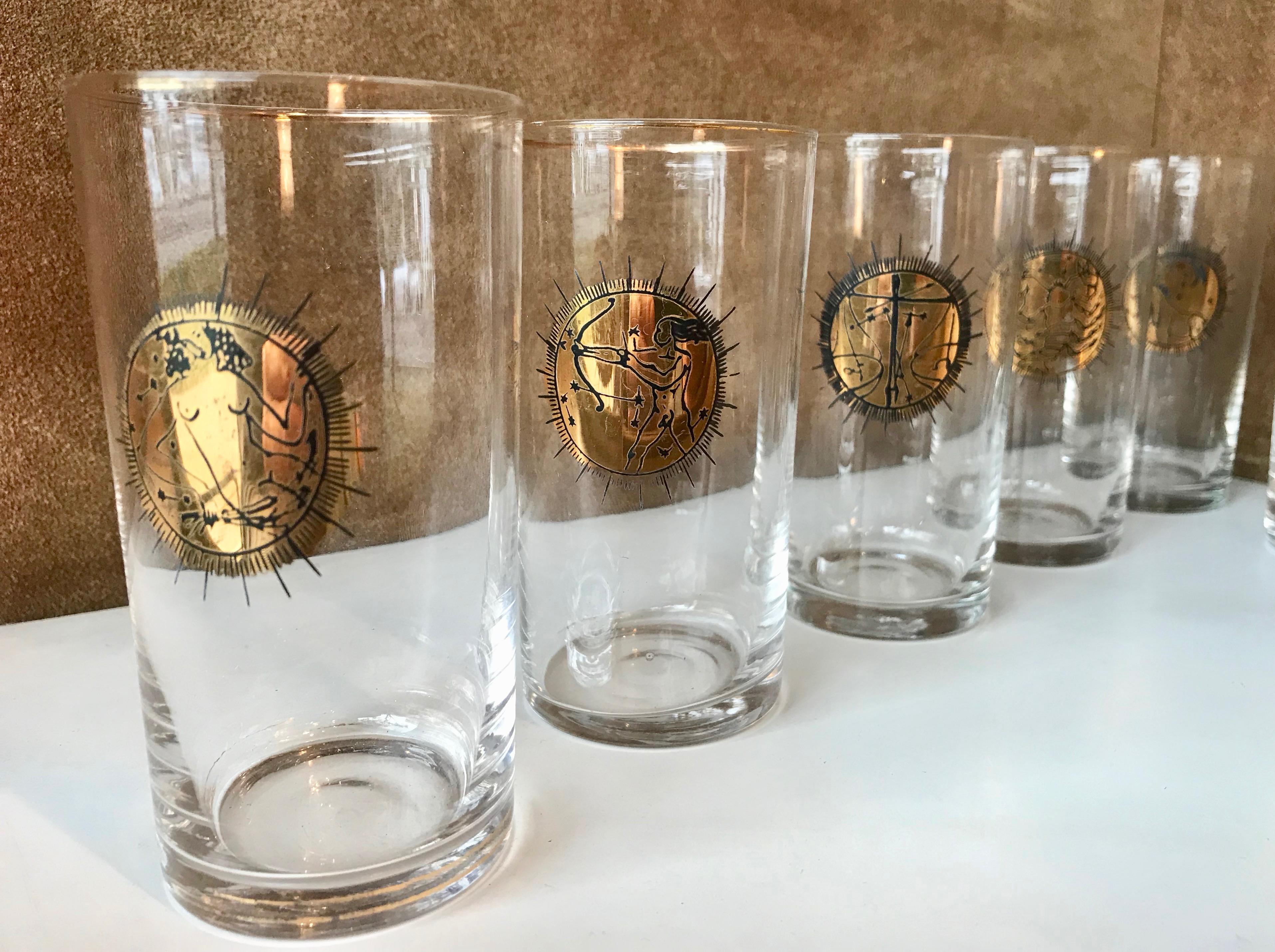 Italian Midcentury Gold Zodiacal Characters  S/8 Glasses , Italy 1960s For Sale