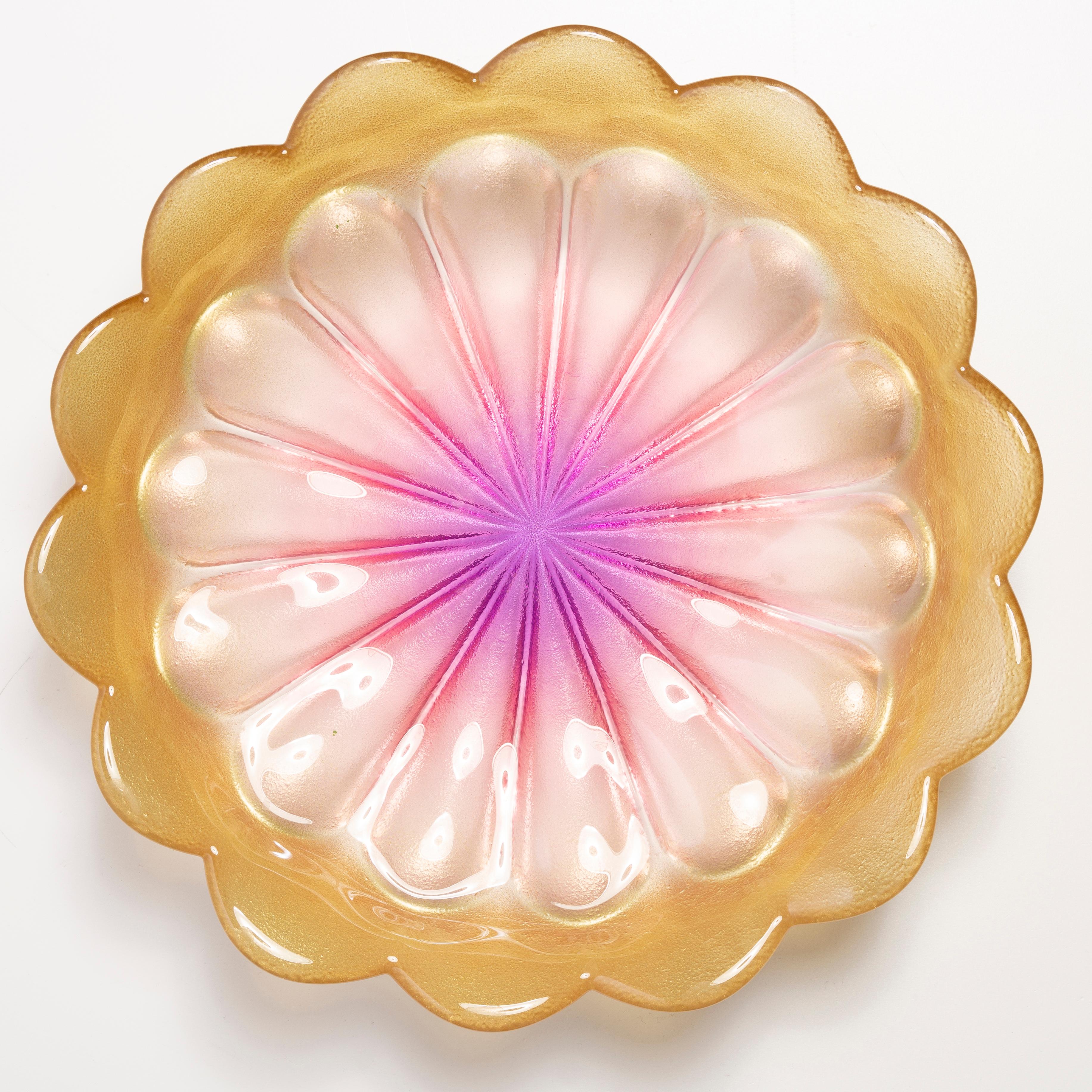 Italian Mid-Century Golden and Pink Decorative Glass Flower Plate, Italy, 1960s For Sale