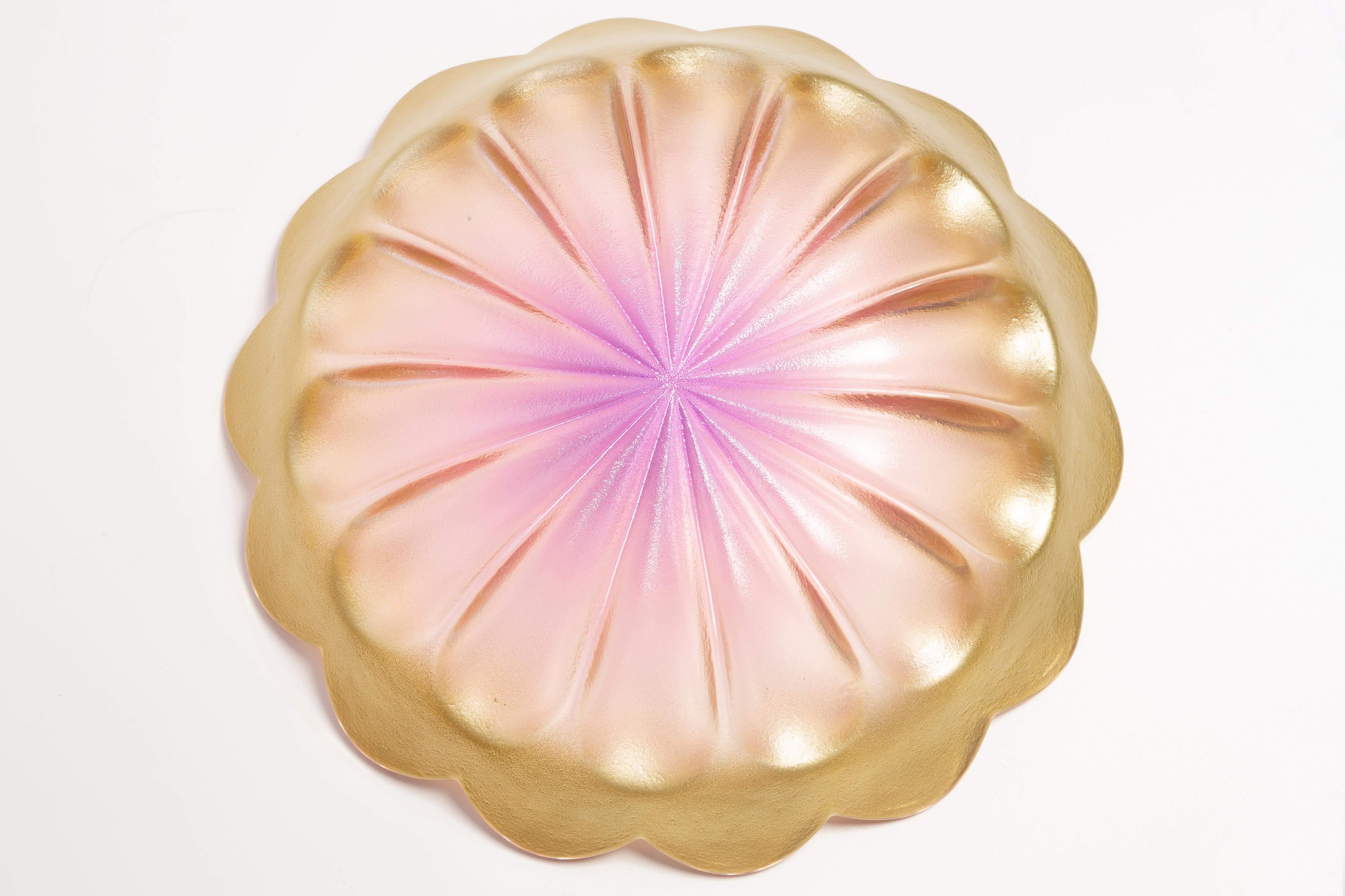 Mid-Century Golden and Pink Decorative Glass Flower Plate, Italy, 1960s For Sale 1