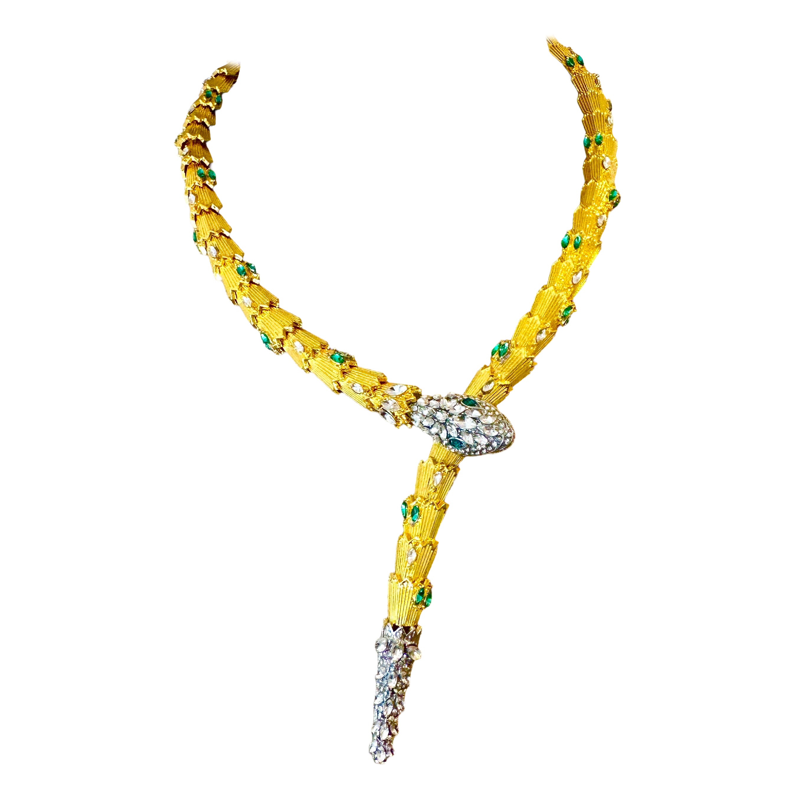 Collana Serpent Snake Mid-Century in oro con smeraldo finto e pasta di diamanti