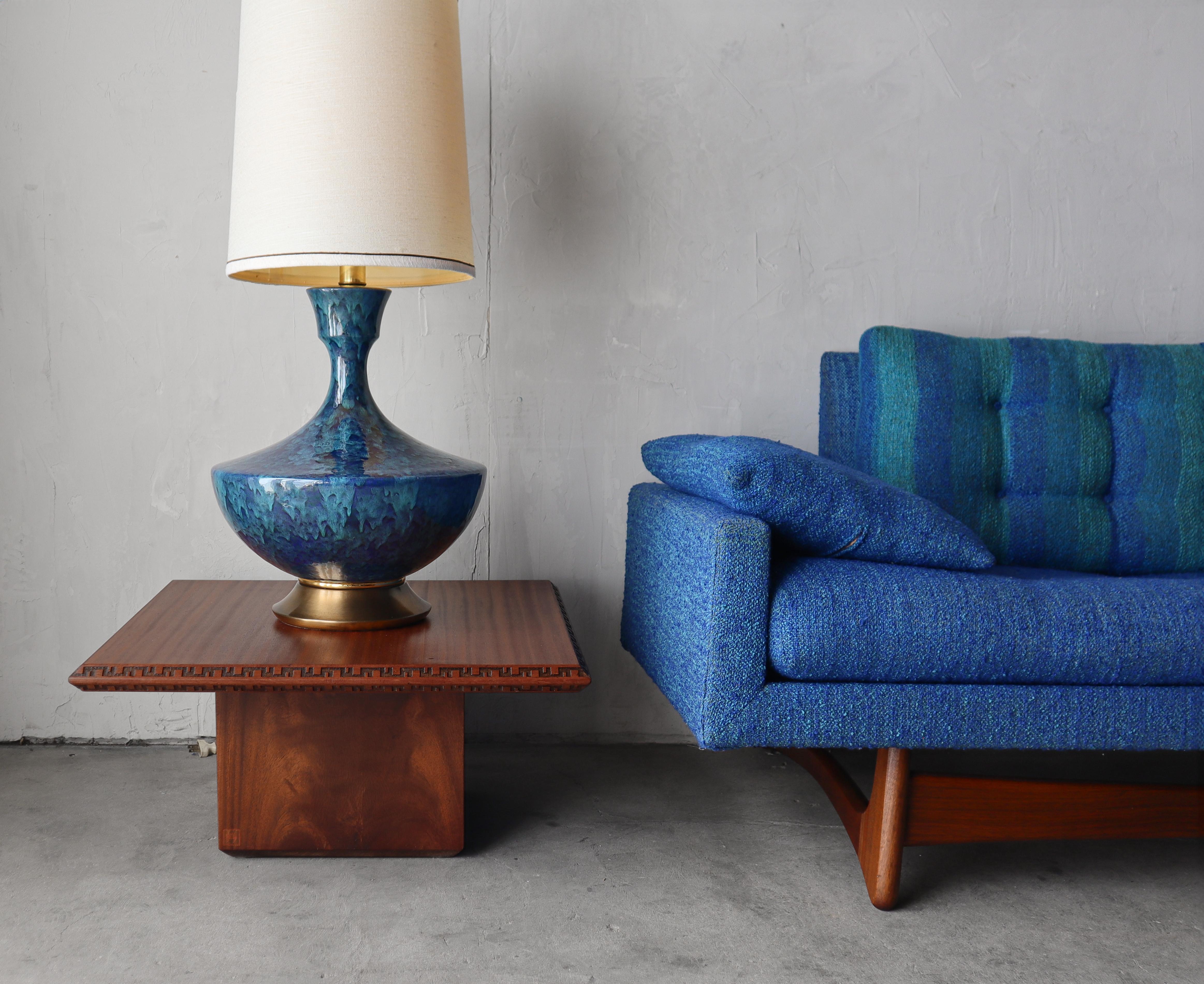 Mid Century Gondola Sofa by Adrian Pearsall Model 2408 In Good Condition In Las Vegas, NV