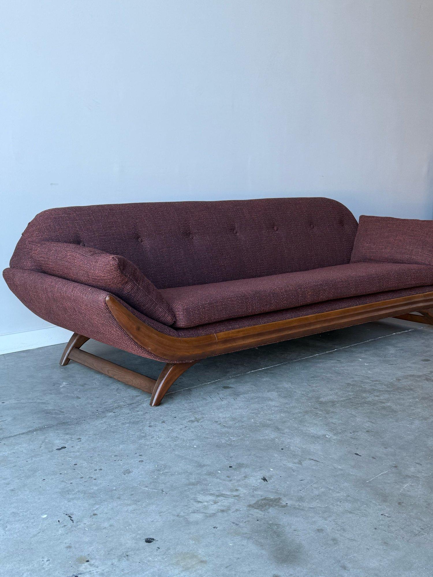 Mid-Century Modern Mid-Century Gondola Sofa in the Style of Adrian Pearsall