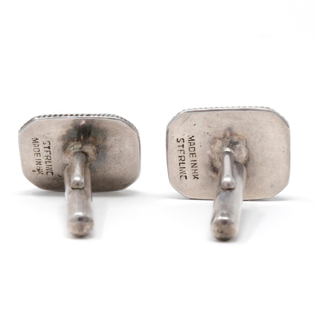 Mid-century Good Luck Cufflinks In Good Condition For Sale In Point Richmond, CA