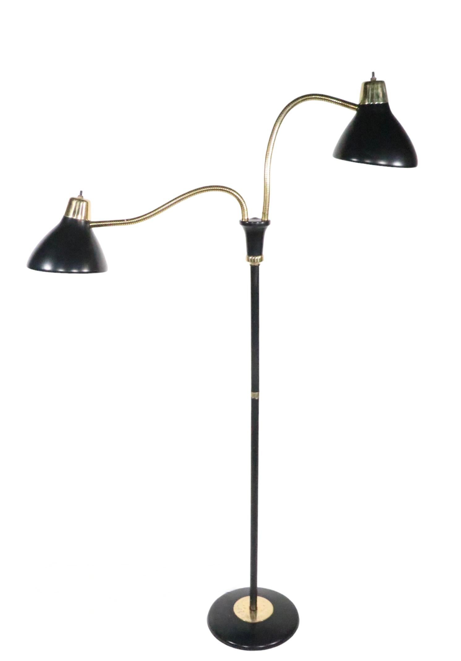 Mid Century  Gooseneck Floor Lamp by Thurston for Lightolier c 1950/1960's In Good Condition In New York, NY