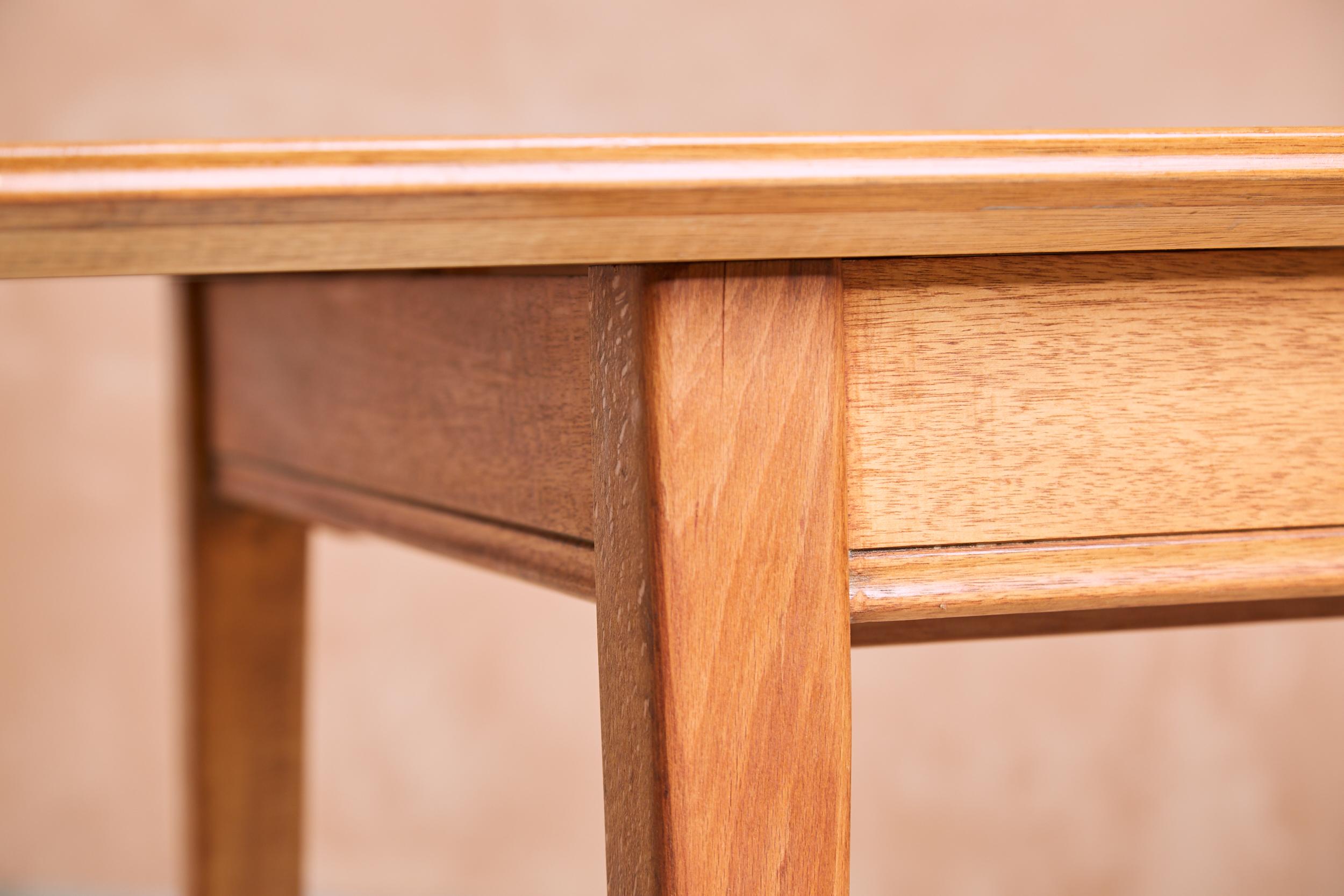 Mid Century Gordon Russell Oak Extending Dining Table im Angebot 5