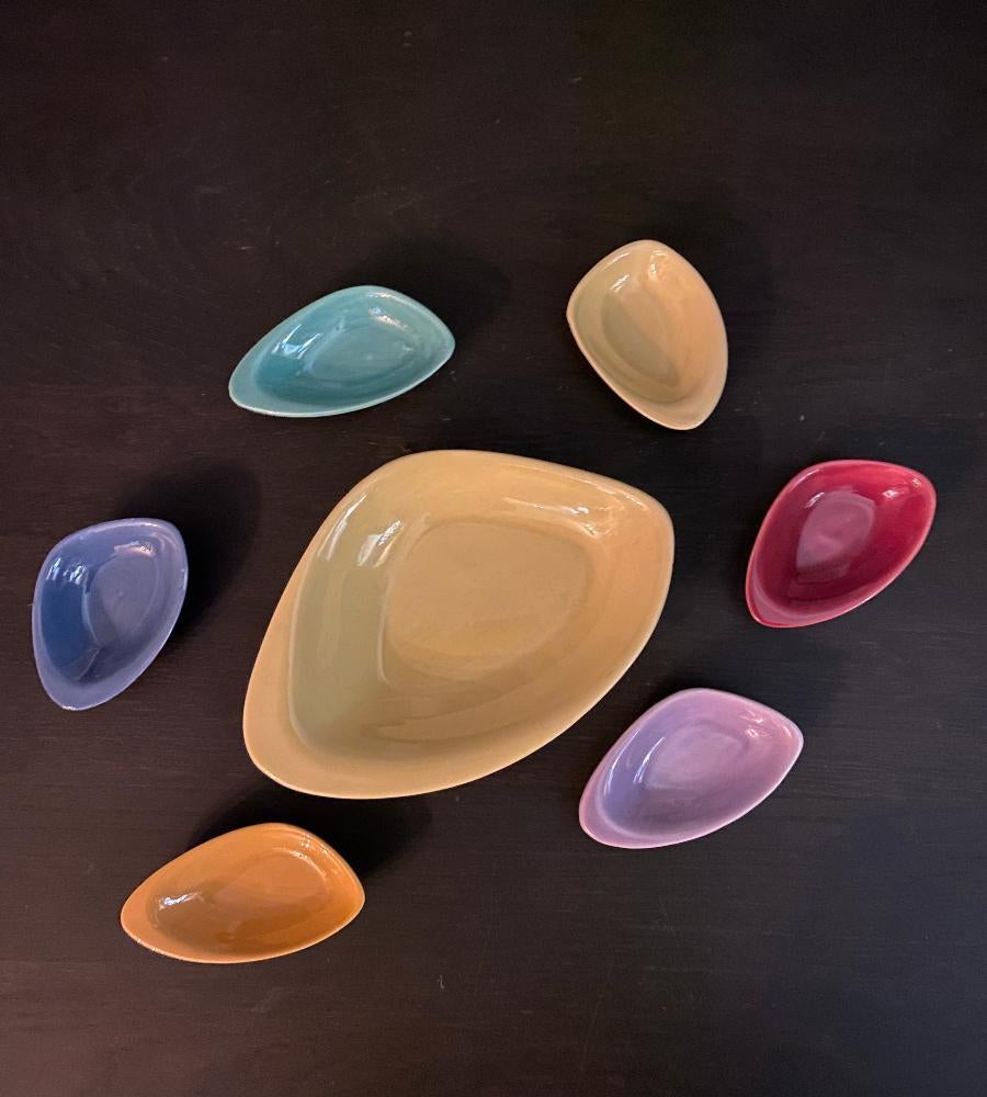 20th Century Mid-Century Gouda Ware Serving Peanut Bowl with 6 Little Bowls