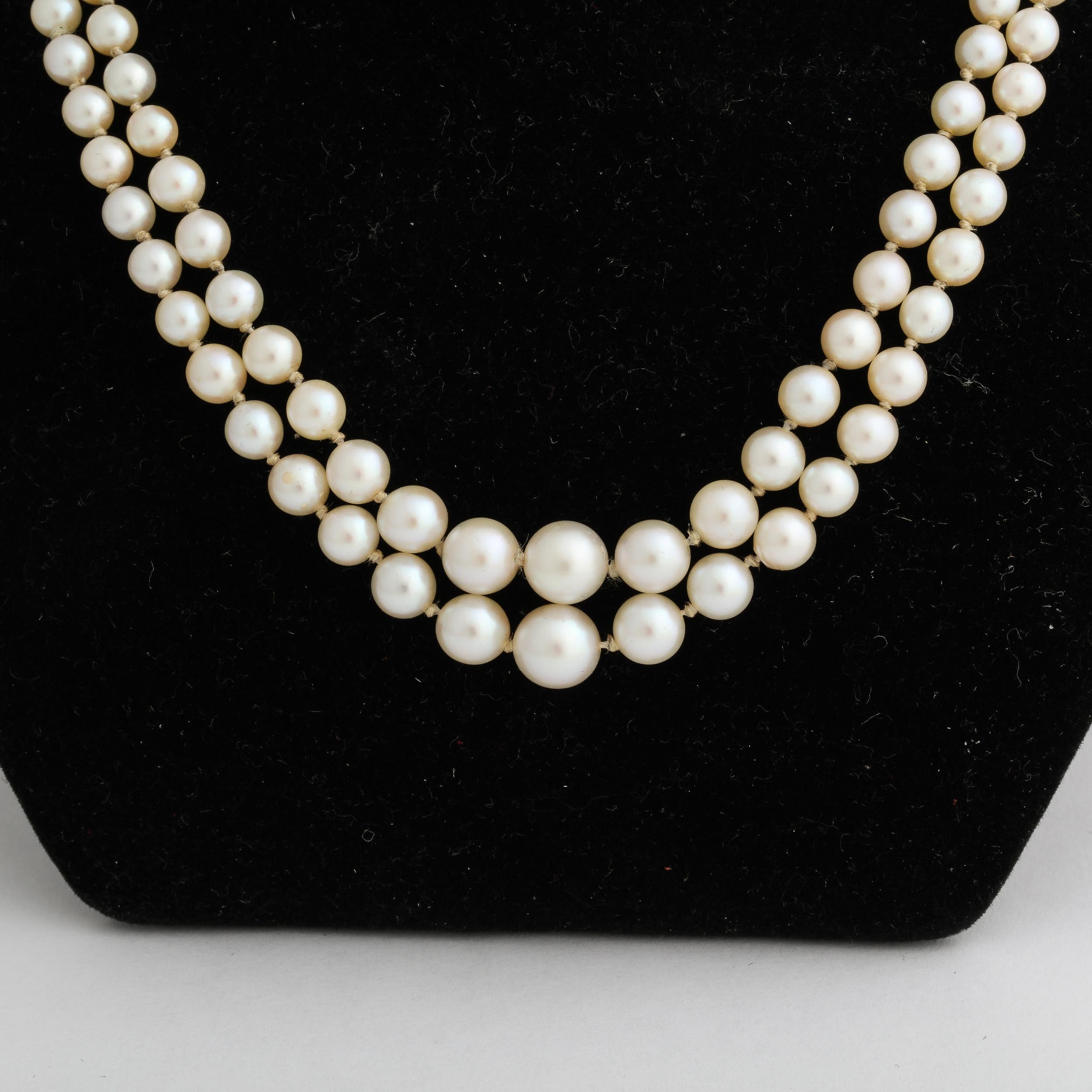 Mid Century Graduated Double Strand Pearl Necklace with 14k gold and Pearl Clasp In Excellent Condition In New York, NY