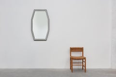 Specchio ottagonale grafico di metà secolo con cornice in legno nero e specchio, anni '60