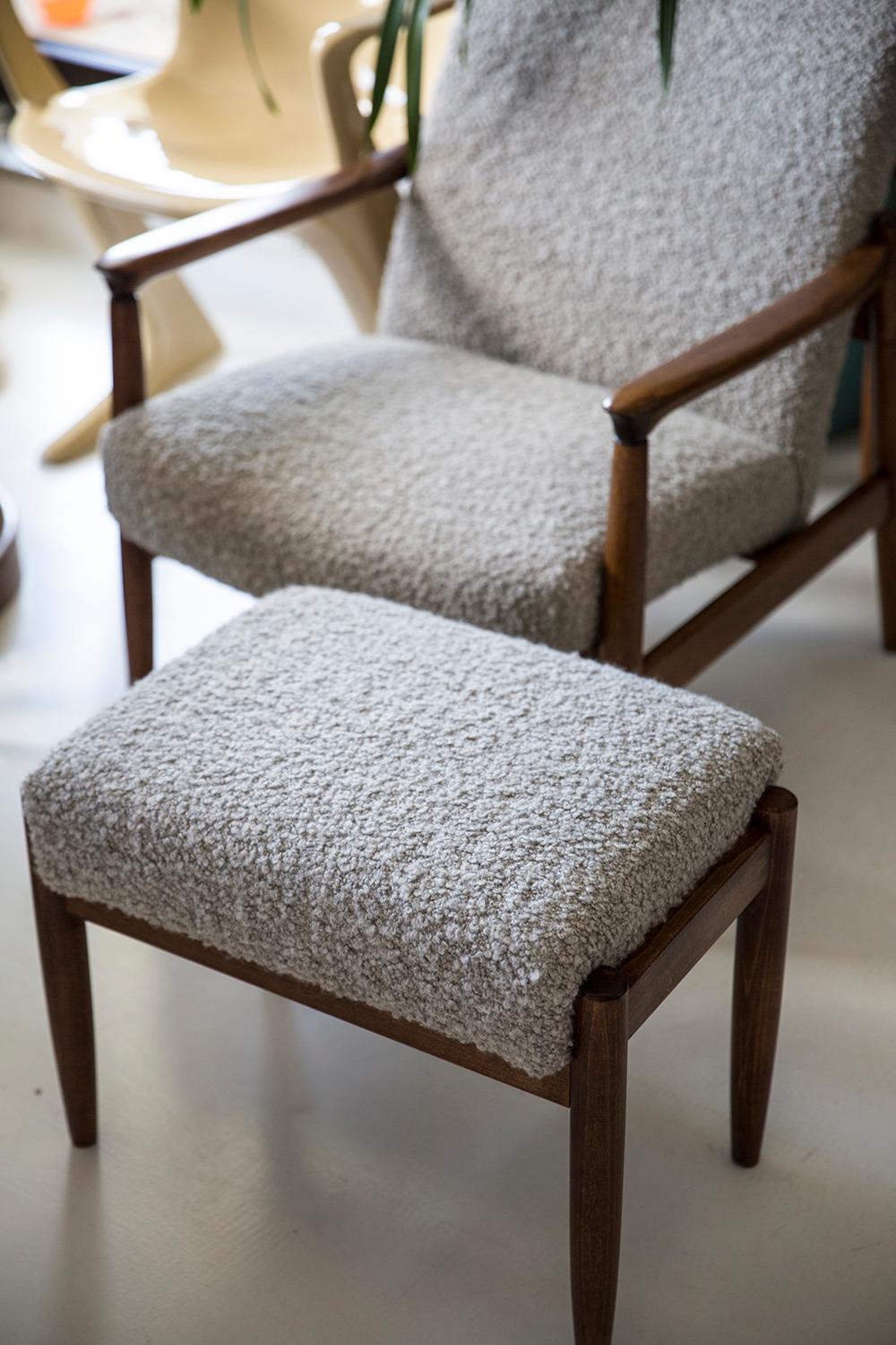 Midcentury Gray Alpaca Wool Armchairs and Stools, Edmund Homa, Poland, 1960s For Sale 2