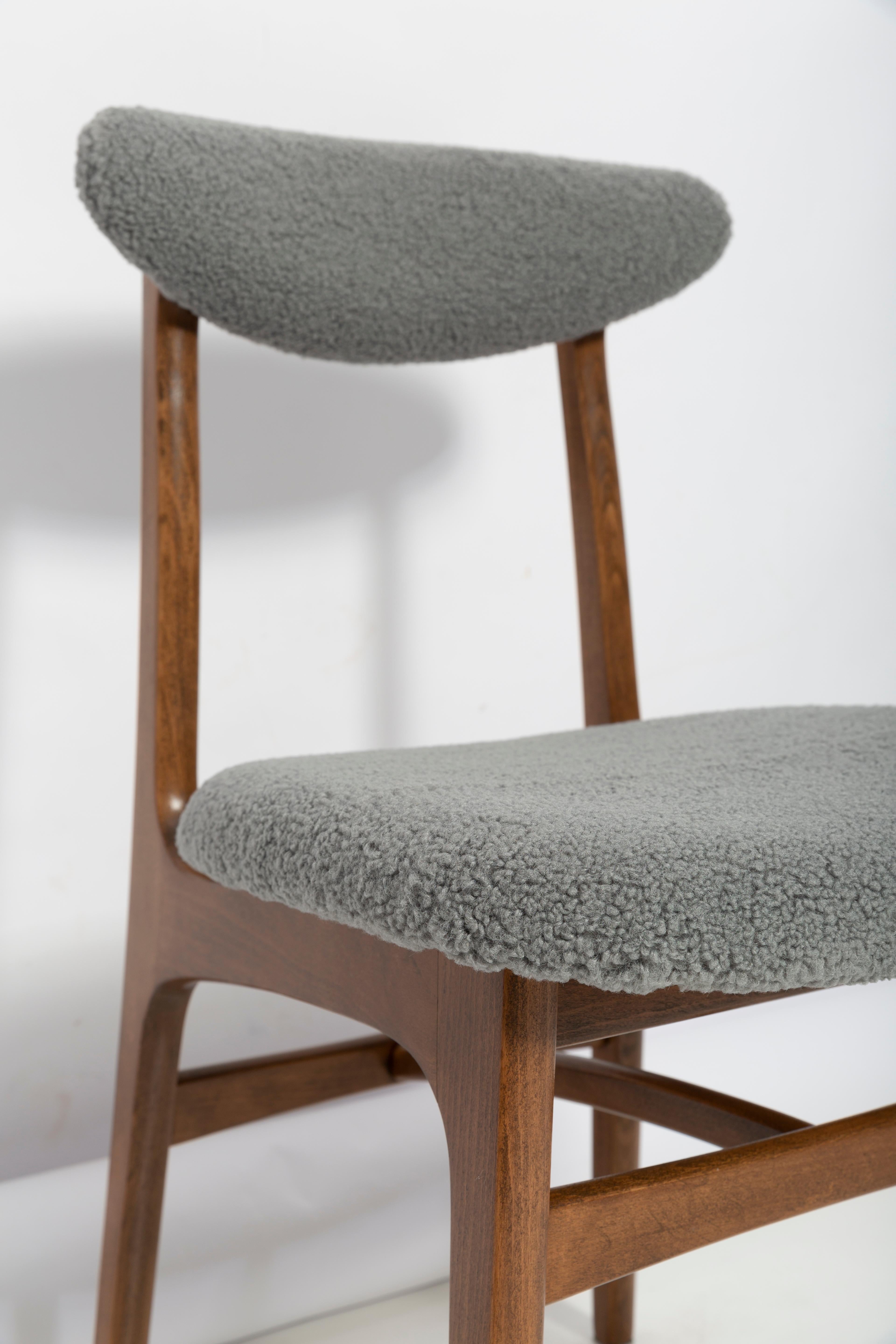 Mid Century Gray Boucle Chair Designed by Rajmund Halas, Poland, 1960s For Sale 1