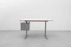 Escritorio de profesor "Result" gris Friso Kramer de mediados de siglo para Ahrend de Cirkel