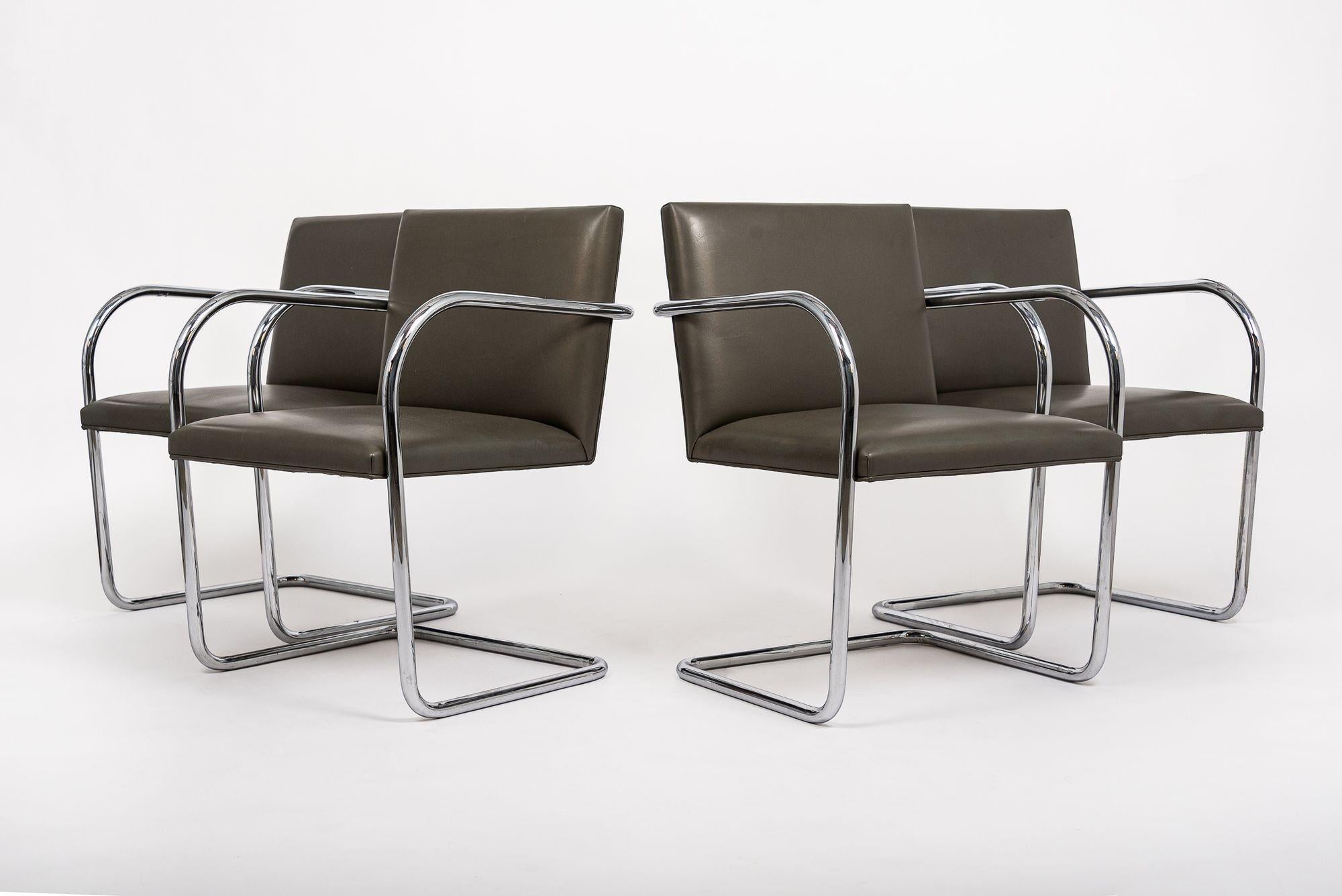 Mid Century Gray Leather Brno Chairs by Mies van der Rohe for Knoll For Sale 4