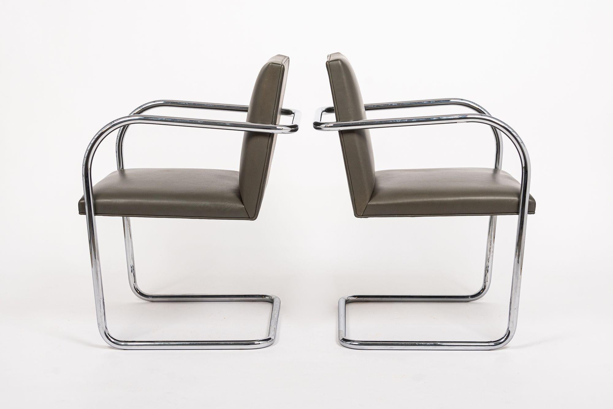 Mid Century Gray Leather Brno Chairs by Mies van der Rohe for Knoll For Sale 6