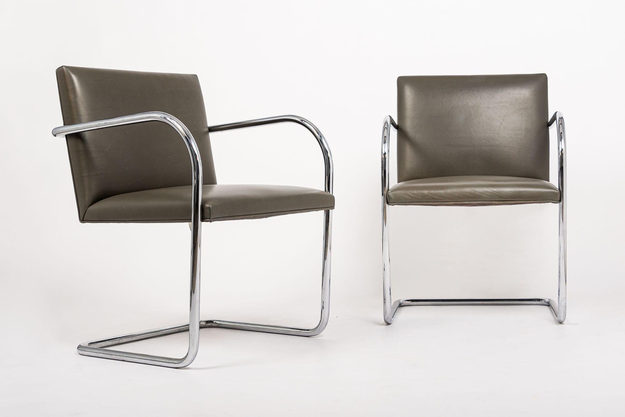 Mid Century Gray Leather Brno Chairs by Mies van der Rohe for Knoll For Sale 8