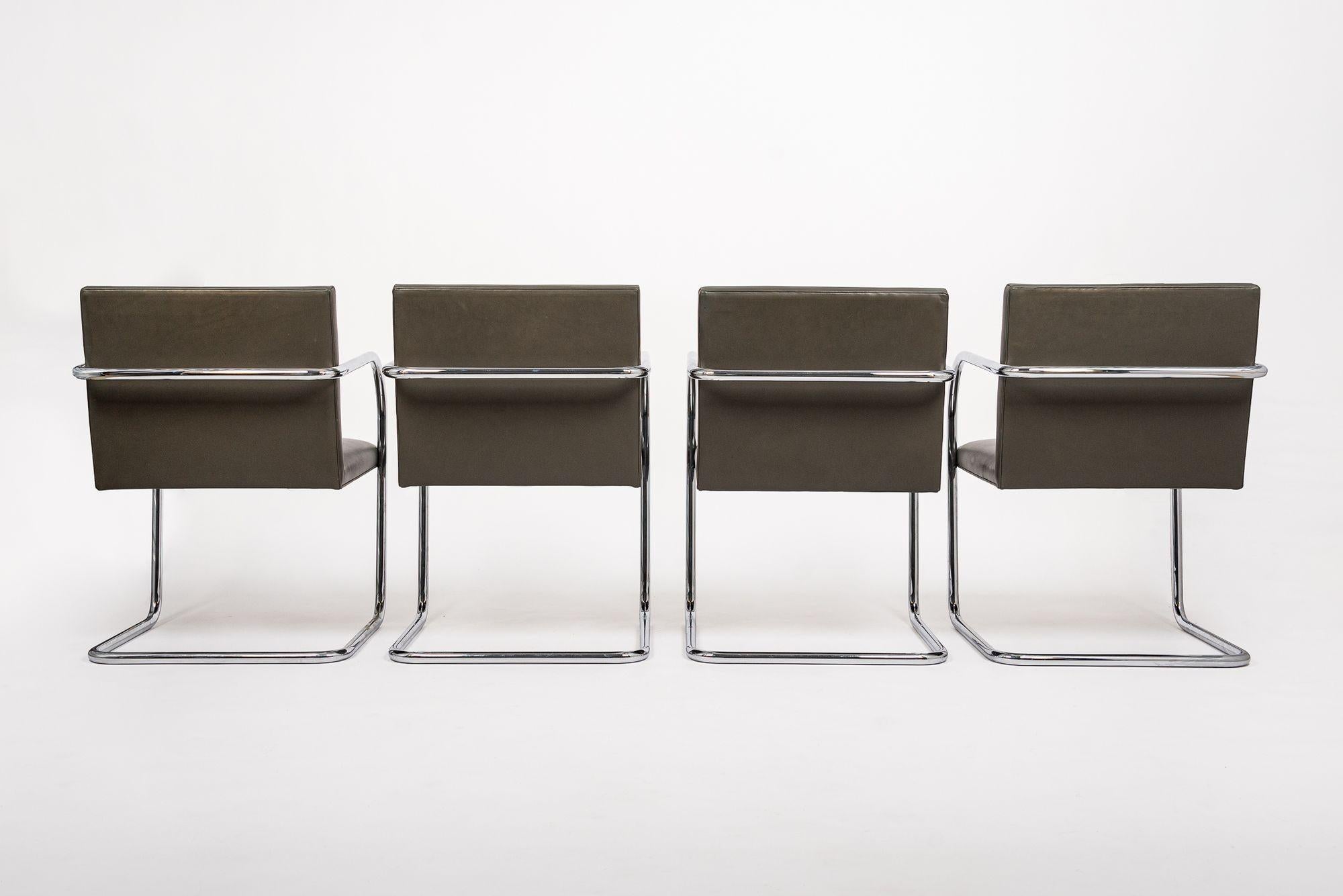 Mid Century Gray Leather Brno Chairs by Mies van der Rohe for Knoll In Good Condition In Detroit, MI