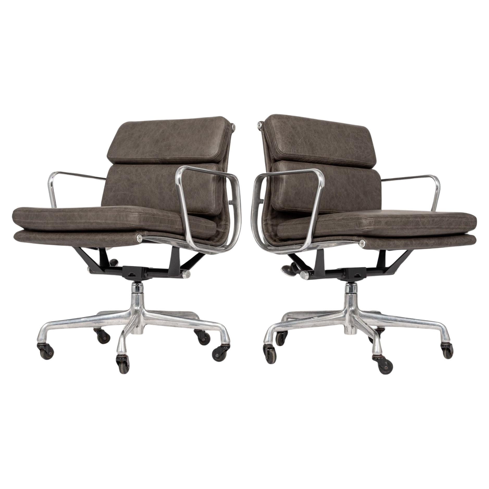 2000s Eames Herman Miller Gray Leather Office Chairs Aluminum Group For Sale