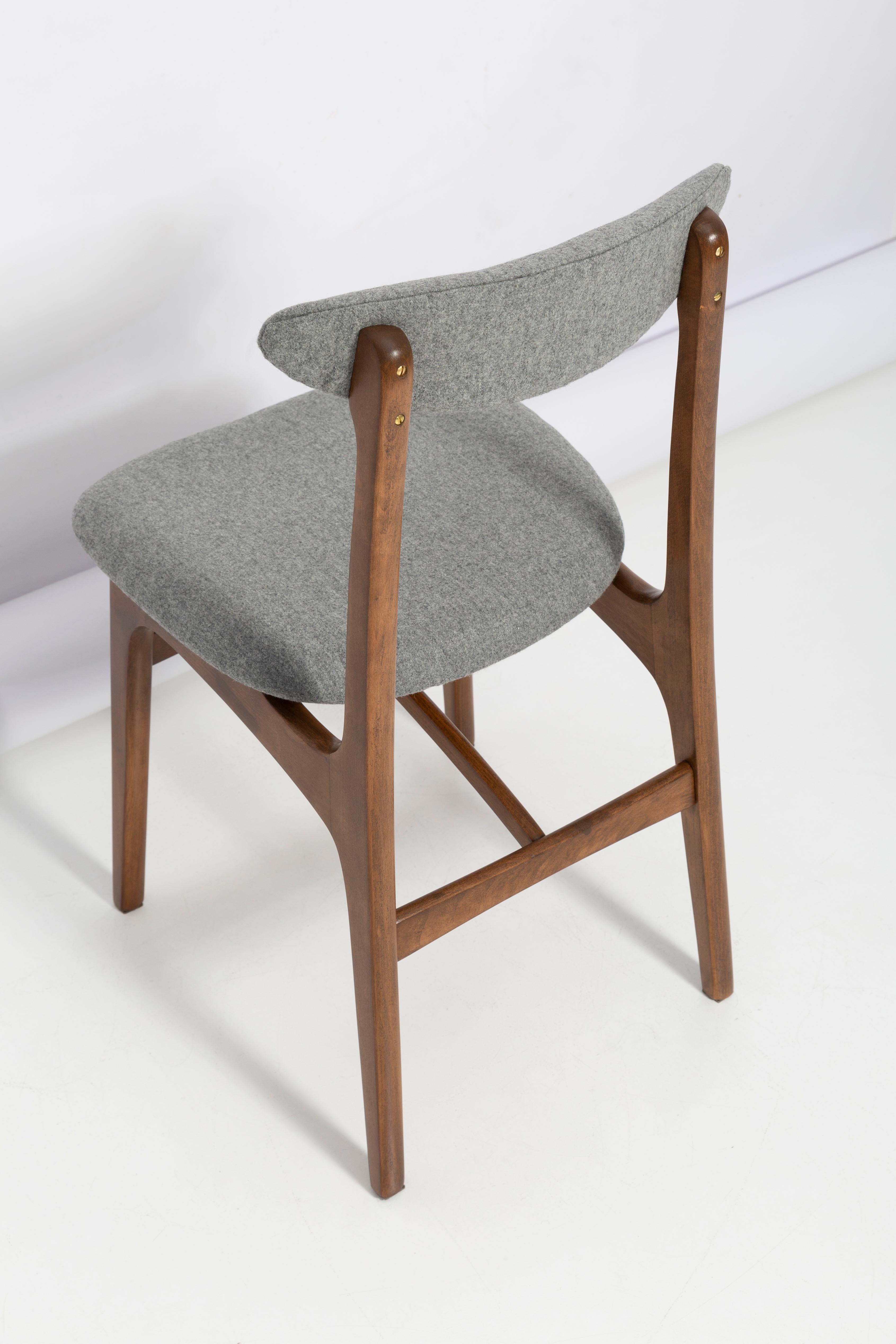 Mid Century Gray Wool Chair Designed by Rajmund Halas, Poland, 1960s For Sale 2