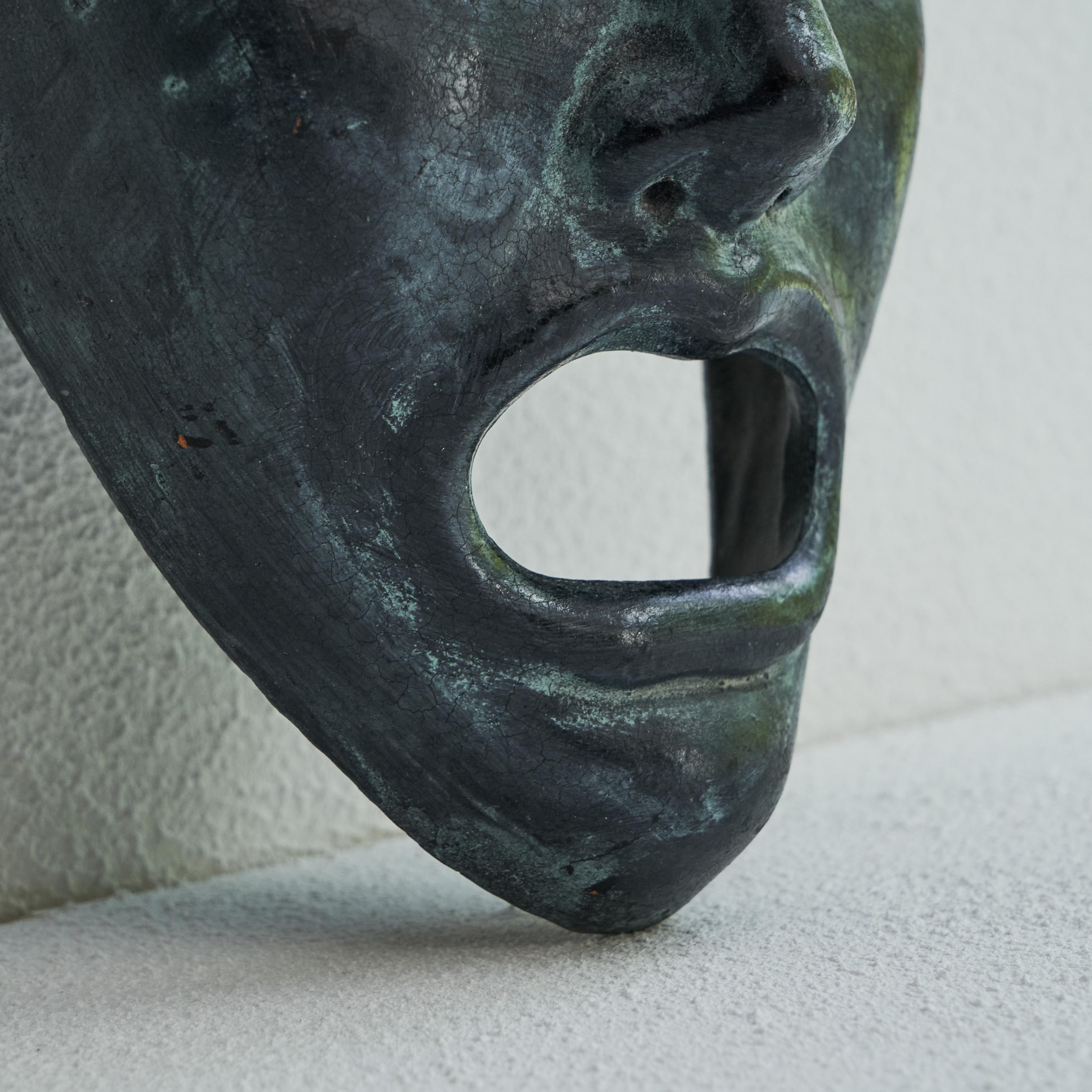 Mid-Century Greek Decorative Mask In Good Condition For Sale In Tilburg, NL