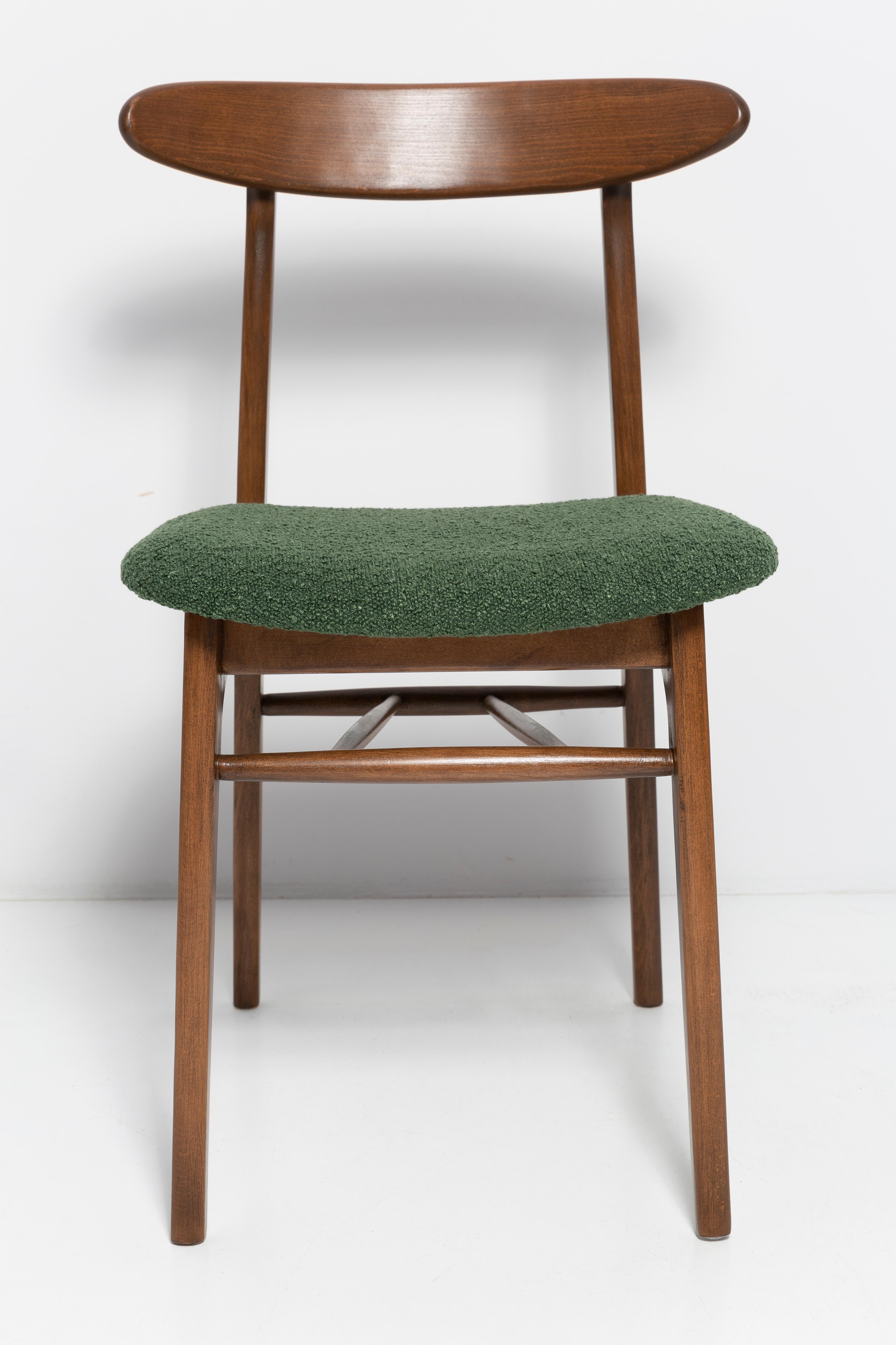 Mid Century Green Boucle Chair, Walnut Wood, Rajmund Halas, Poland, 1960s For Sale 3