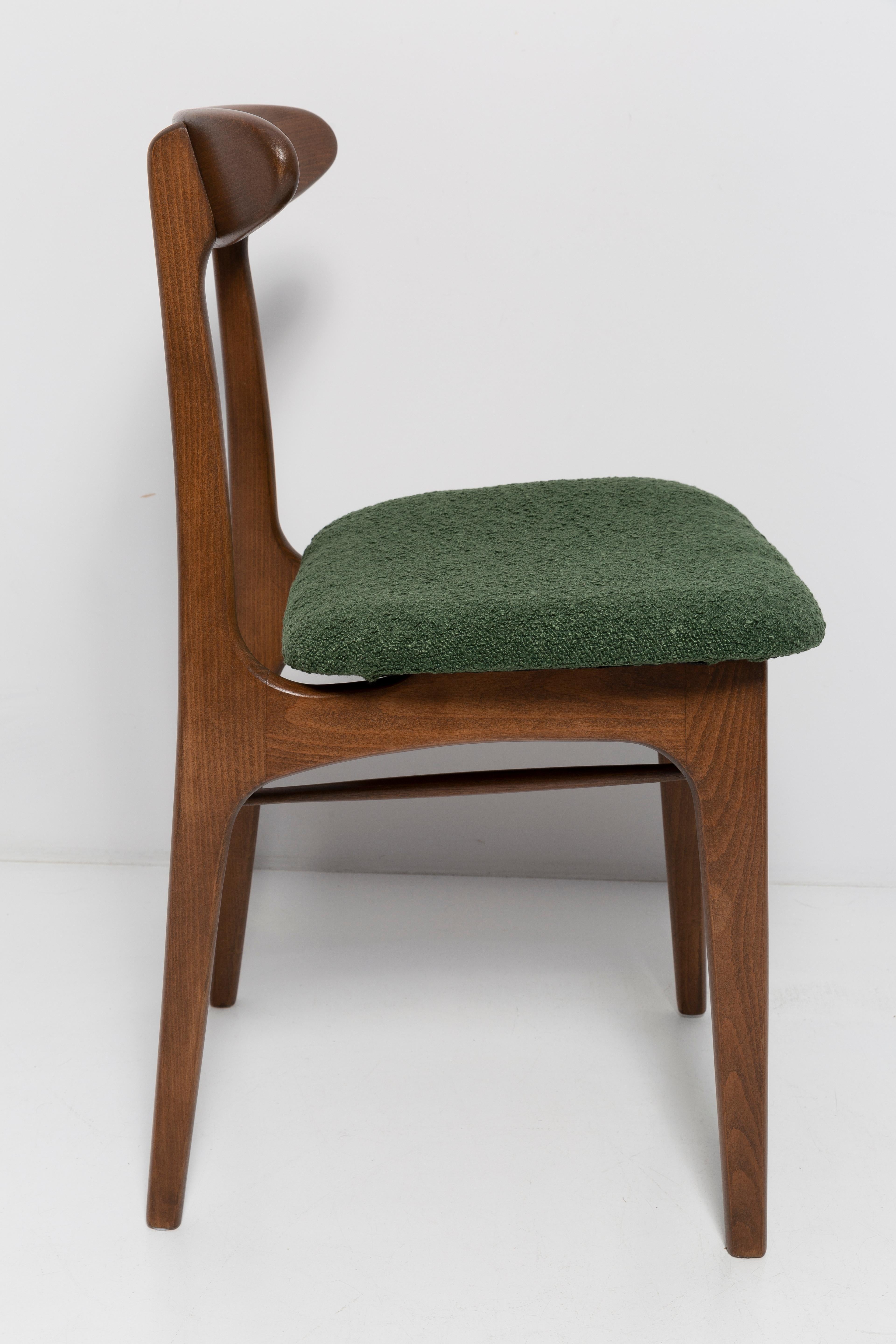 Mid Century Green Boucle Chair, Walnut Wood, Rajmund Halas, Poland, 1960s In Excellent Condition For Sale In 05-080 Hornowek, PL