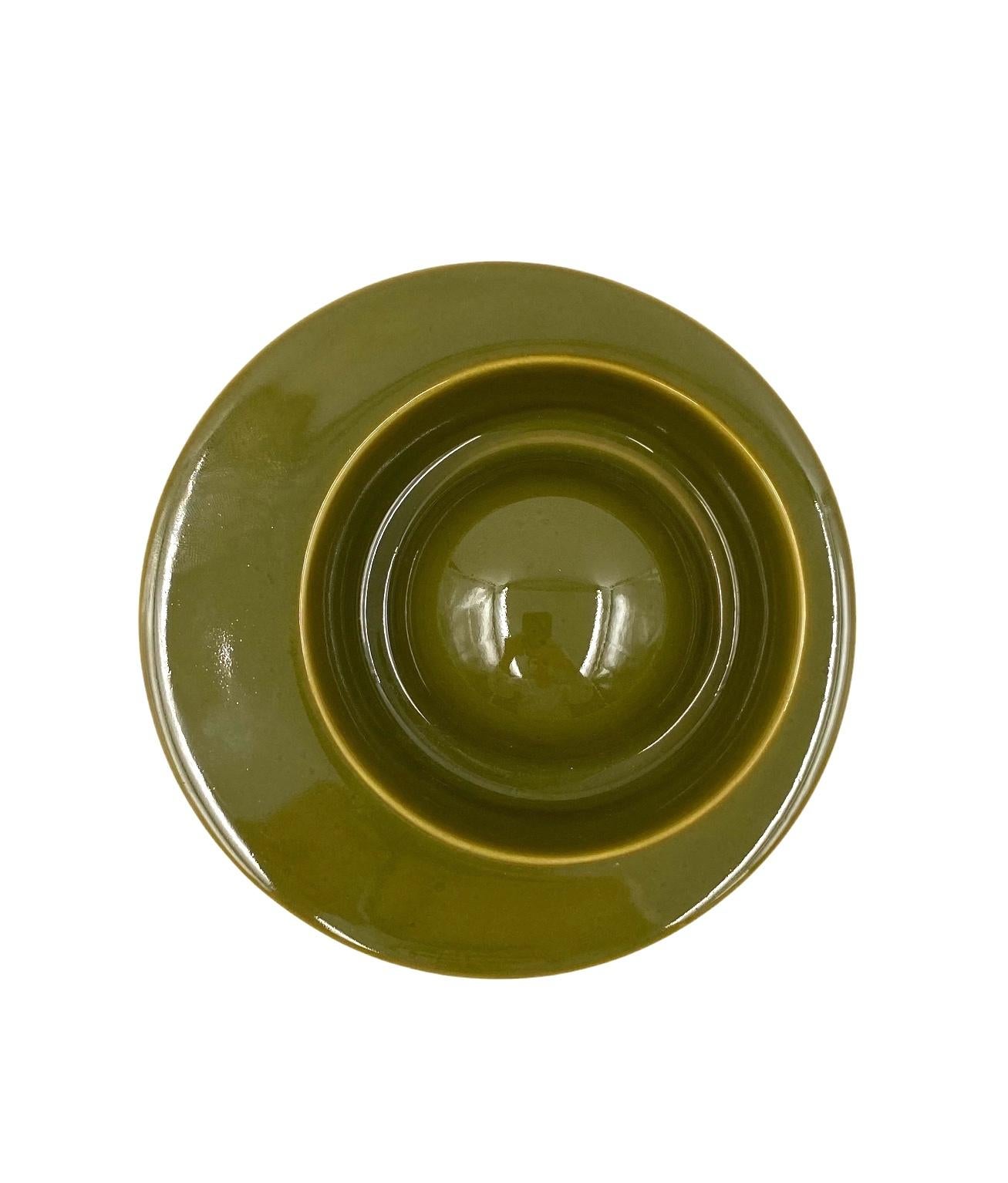 Mid-century green ceramic ashtray, Sicart Italy 1969 In condizioni ottime in vendita a Firenze, IT