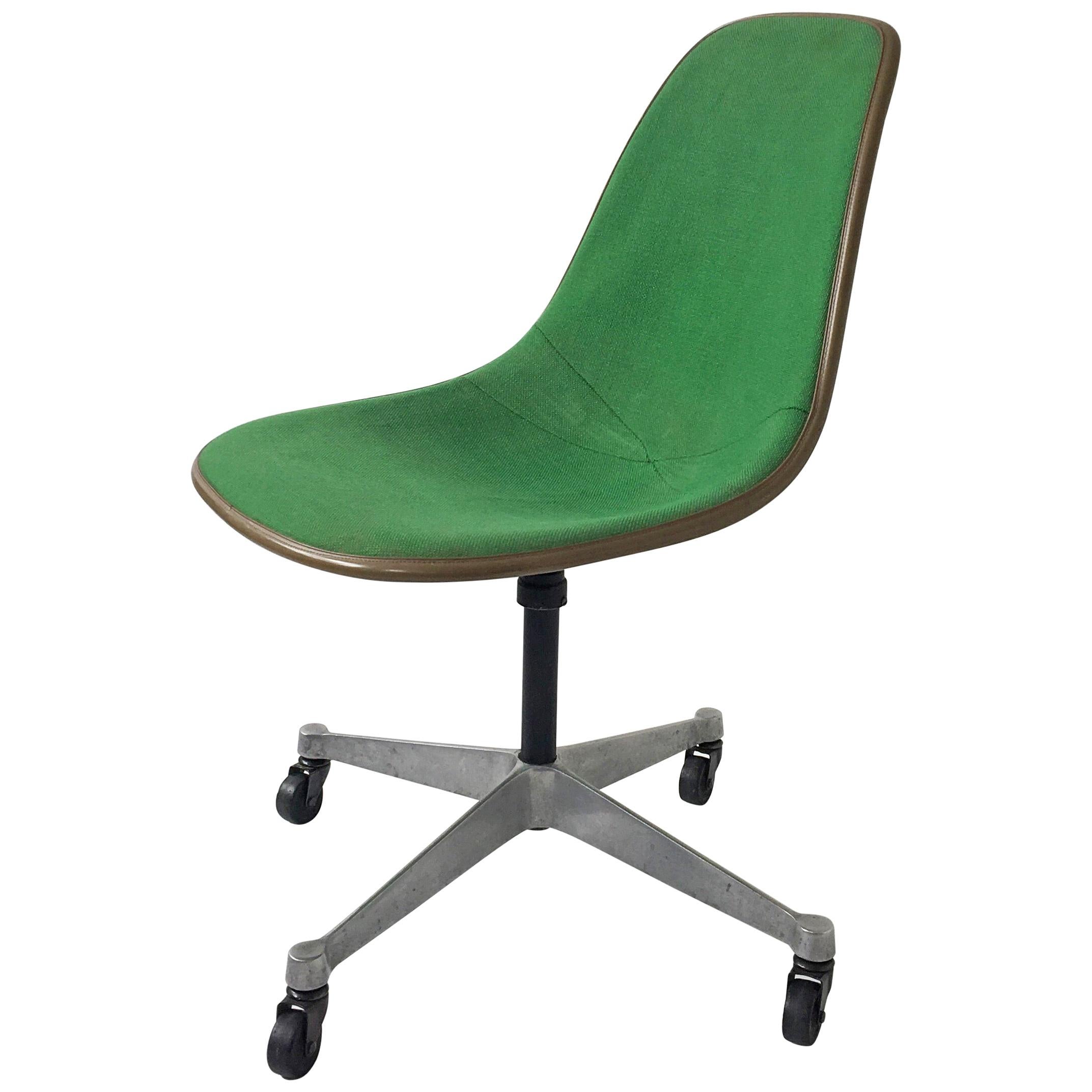 Midcentury Green, Eames Fibreglass PSC Swivel Chair for Herman Miller circa 1960