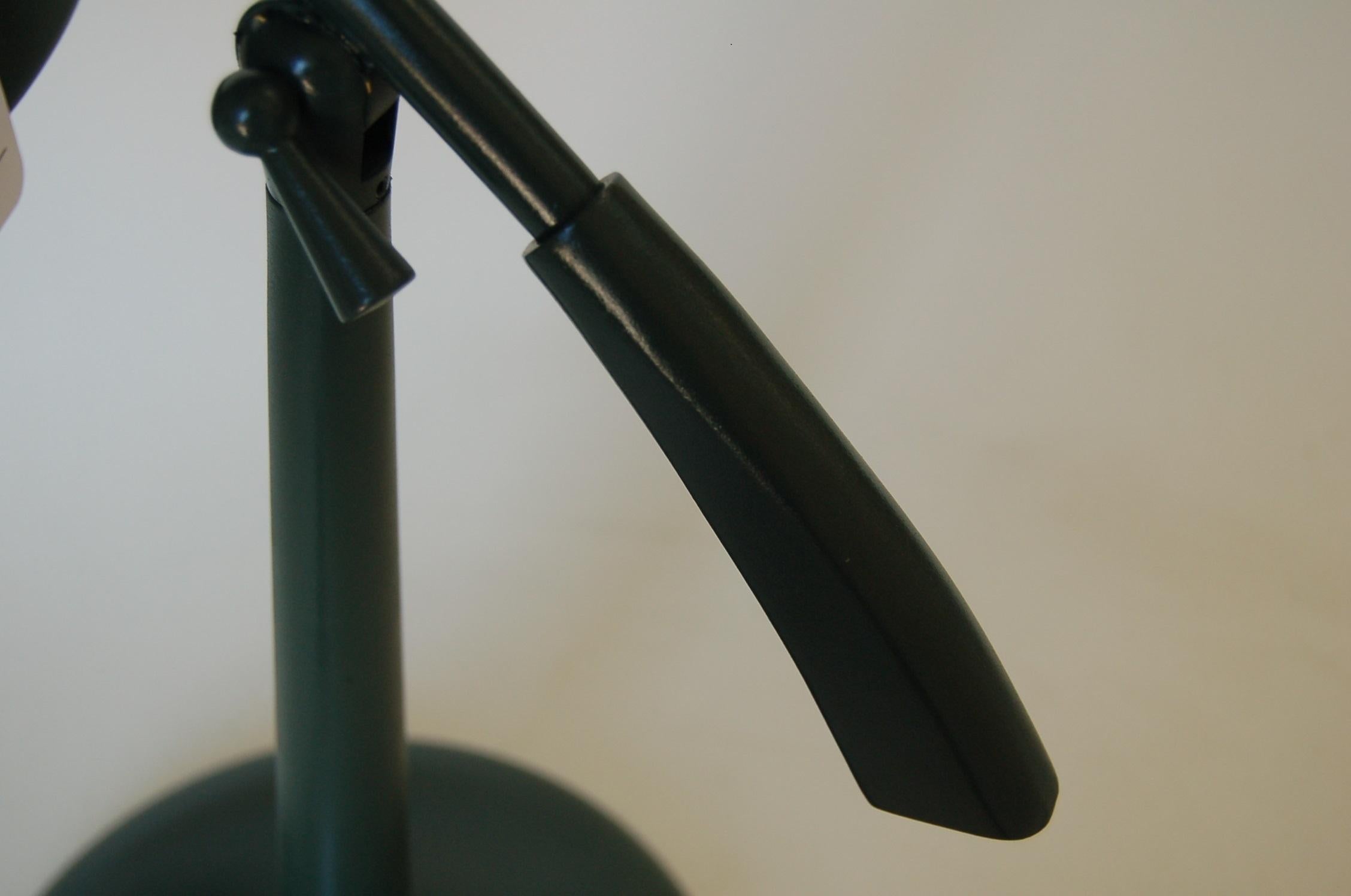 Metal Midcentury Green Enamel Brass Swivel Table Lamp with Large Saucer Shade For Sale