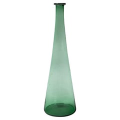 Carafe en verre vert du milieu du siècle, Empoli, Italie