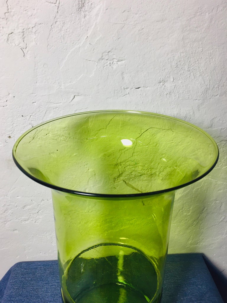 Midcentury Green Glass Vase, 1960s For Sale at 1stDibs