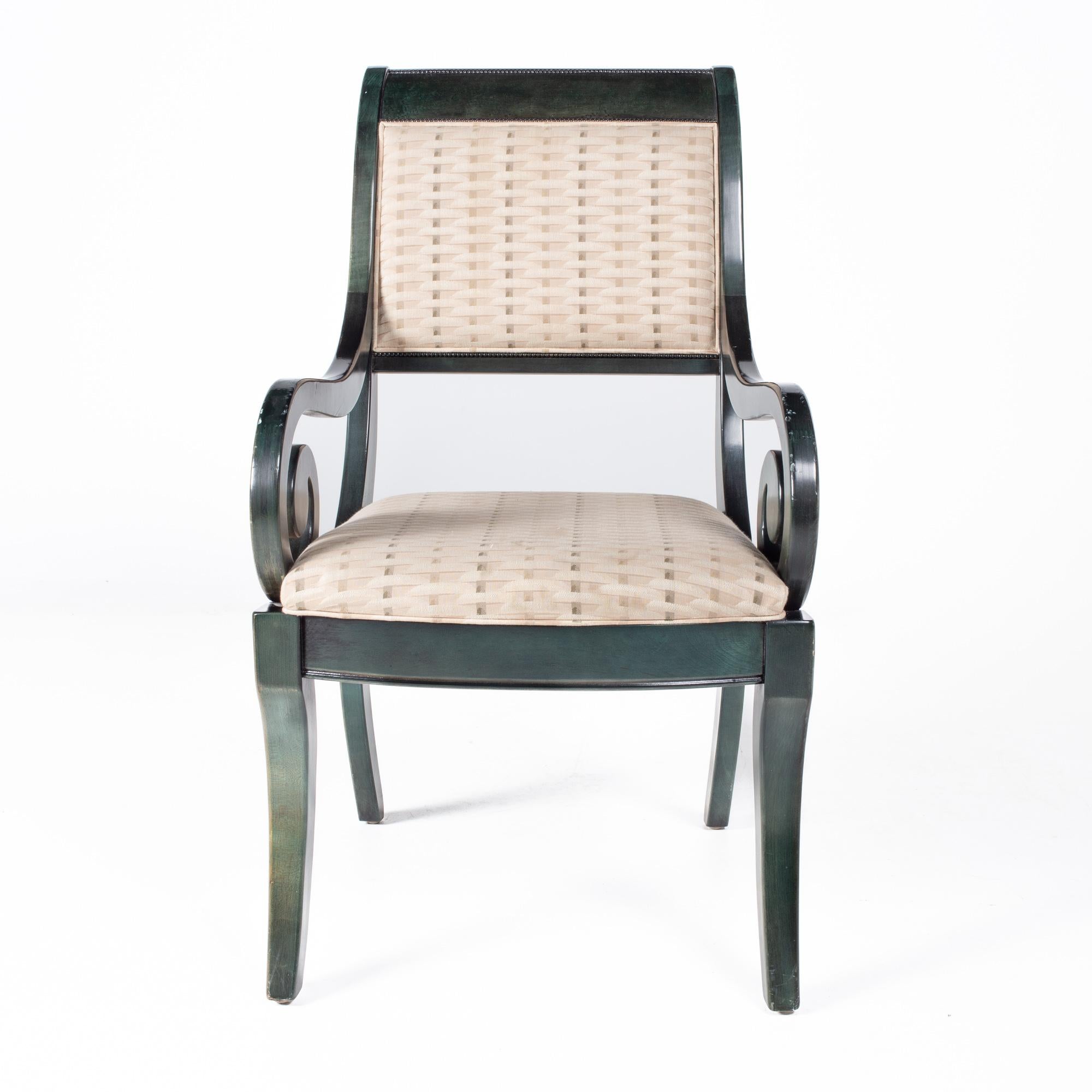 Mid Century Green Lacquer Dining Chairs with Beige Seat Cushions, Set of 8 In Good Condition For Sale In Countryside, IL
