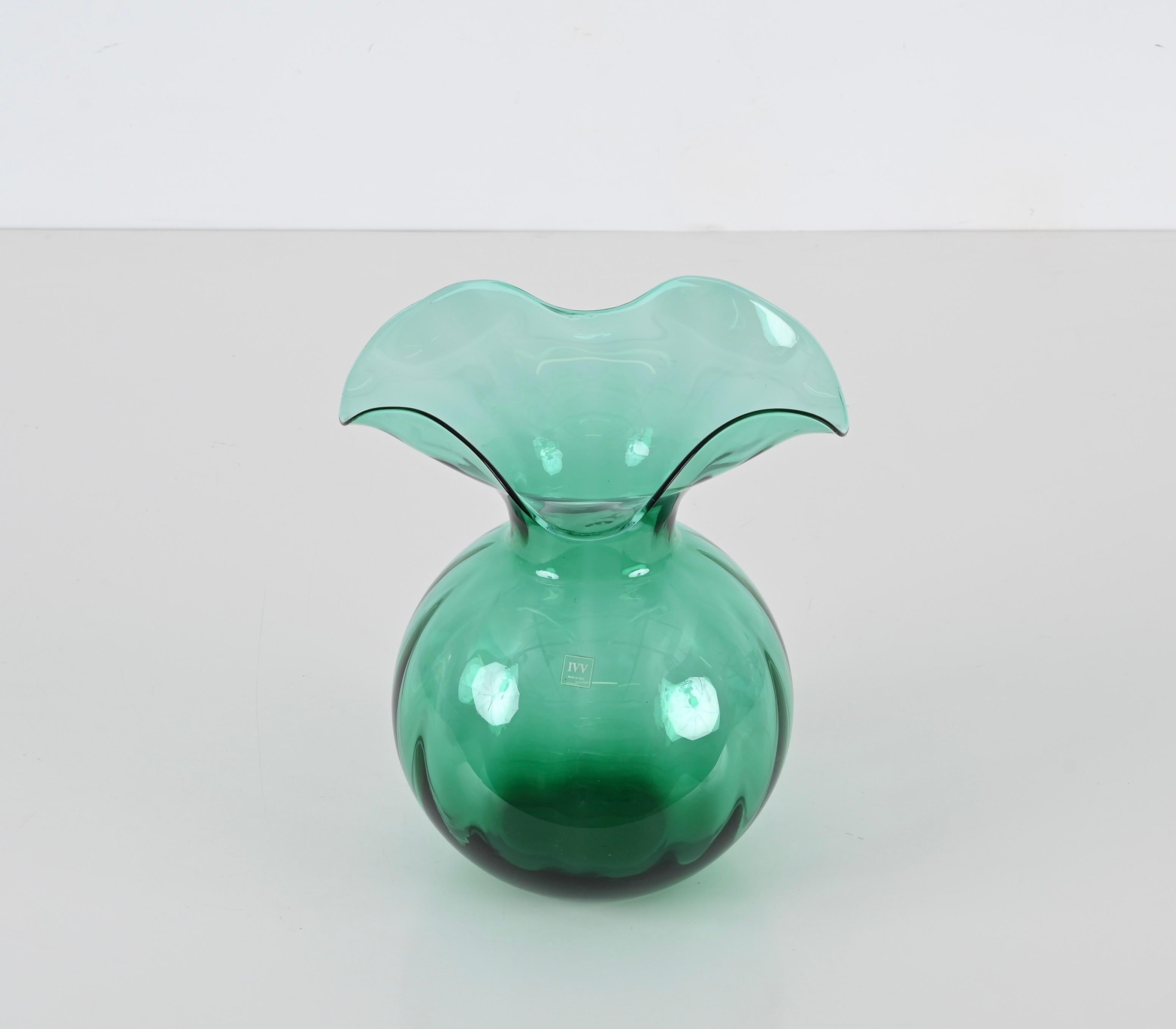 Mid-Century Green Murano Glass Italian Vase by IVV, Italy 1970s For Sale 8