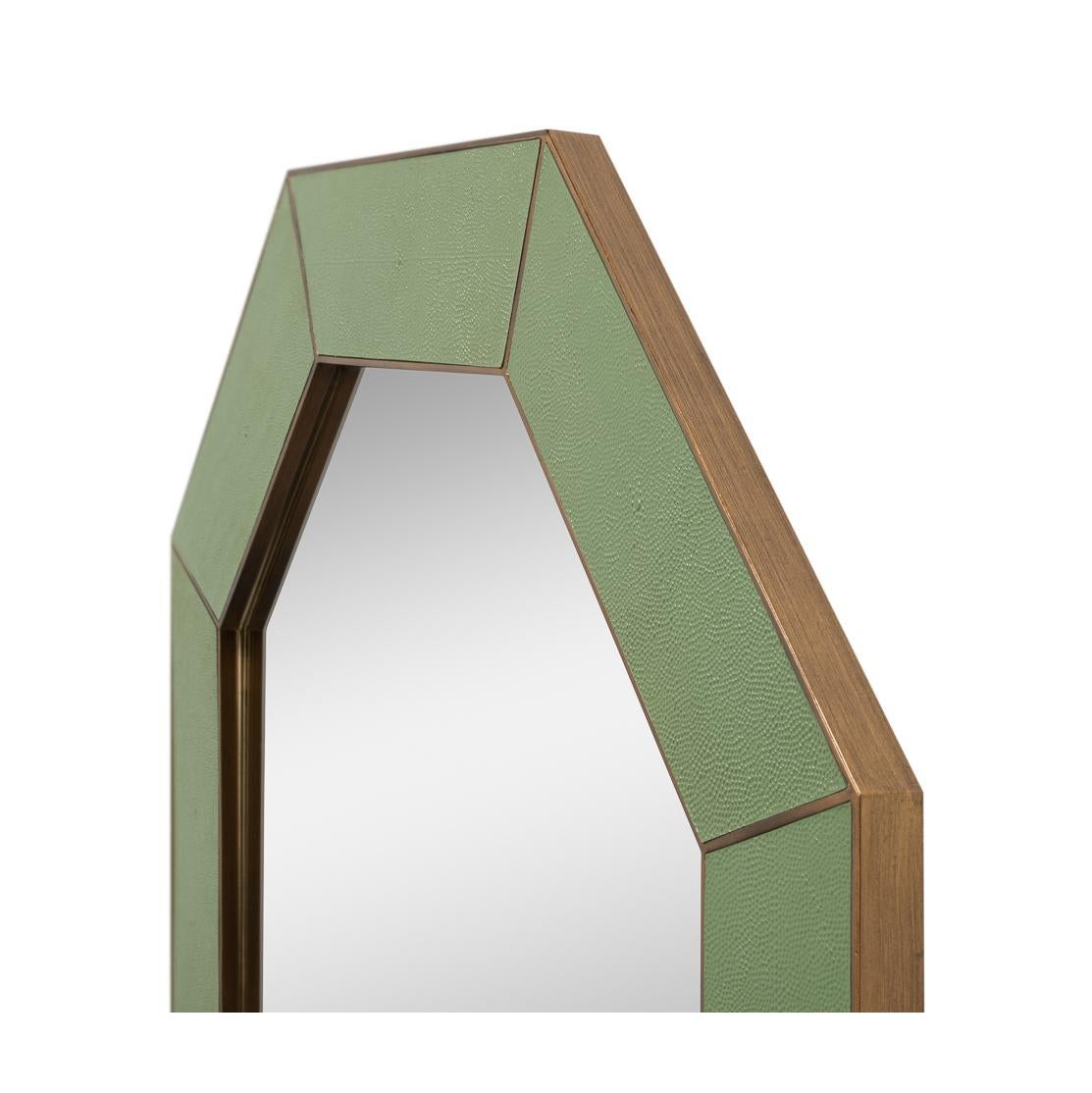 Asiatique Miroir octogonal vert du milieu du siècle dernier en vente