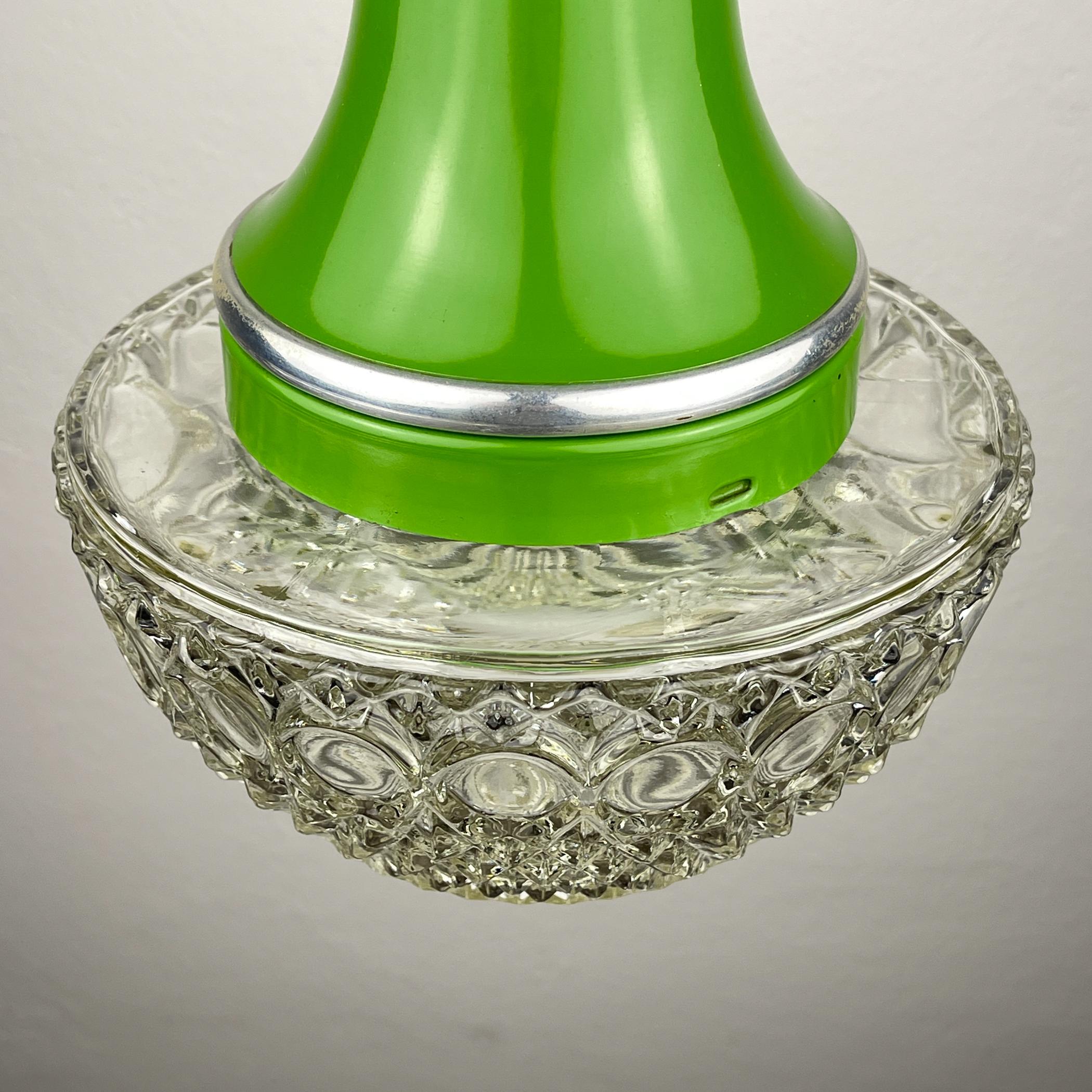 Lampada a sospensione verde di metà secolo di Targetti Sankey, Italia anni '60 in vendita 1