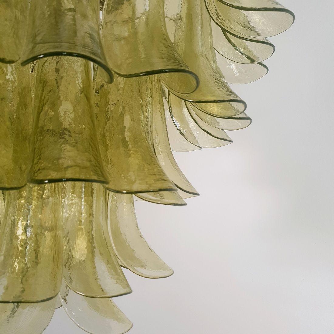 Mid Century Green Petals Murano chandelier For Sale 3