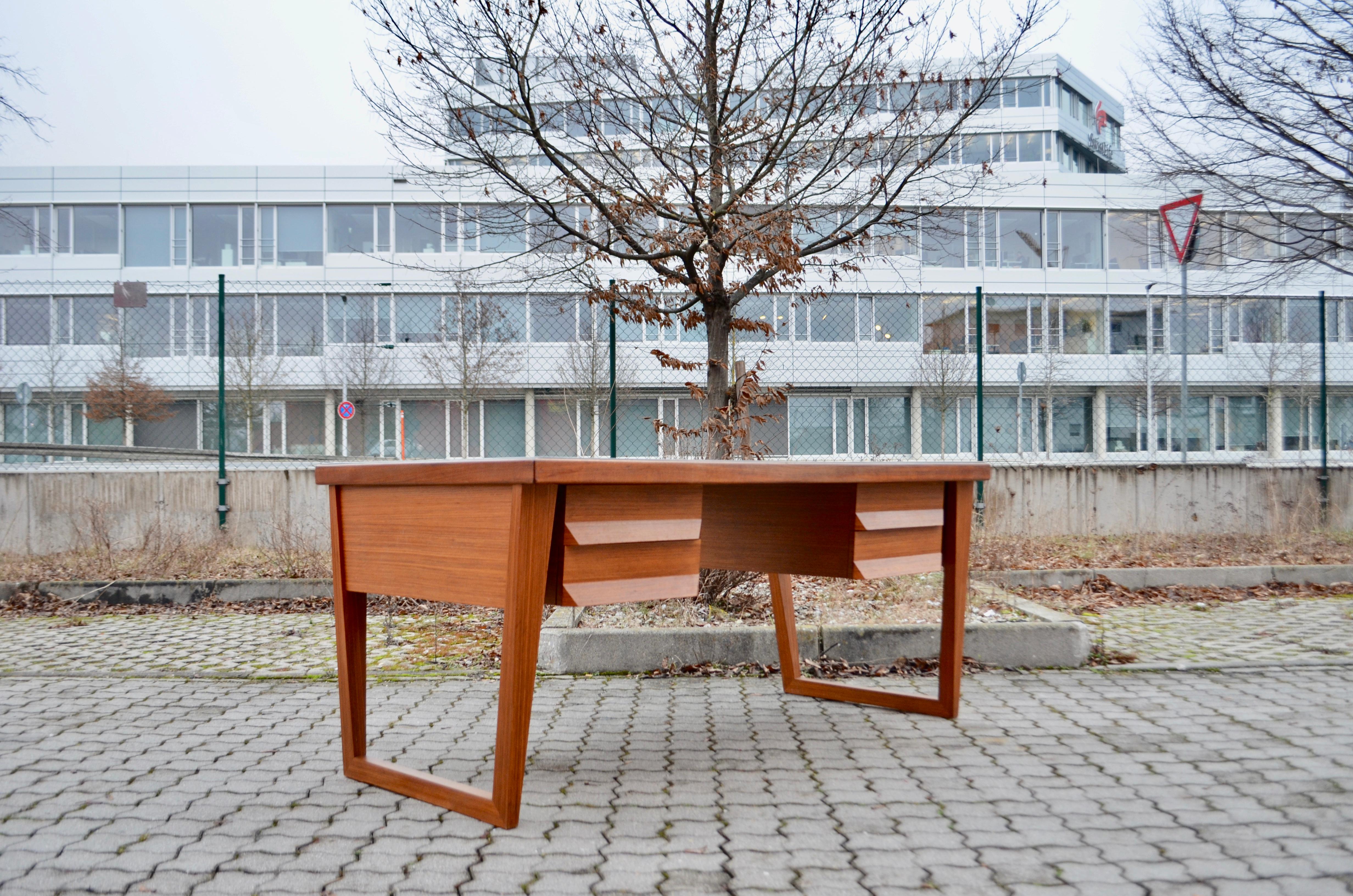 German Mid Century Green Saddle Leather Teak Executive Writing Desk For Sale
