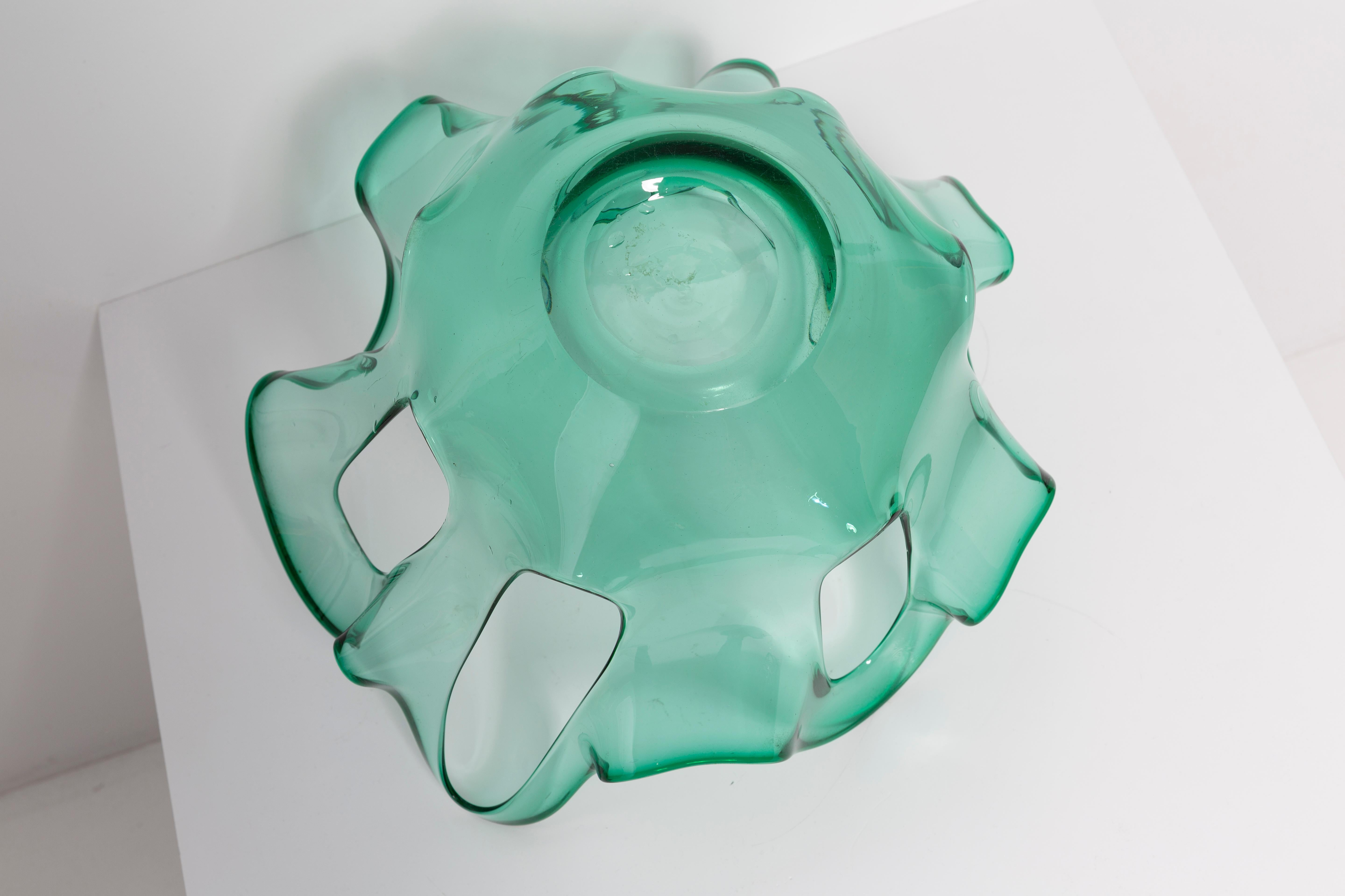 Mid-Century Green Vase, Europe, 1960s For Sale 6